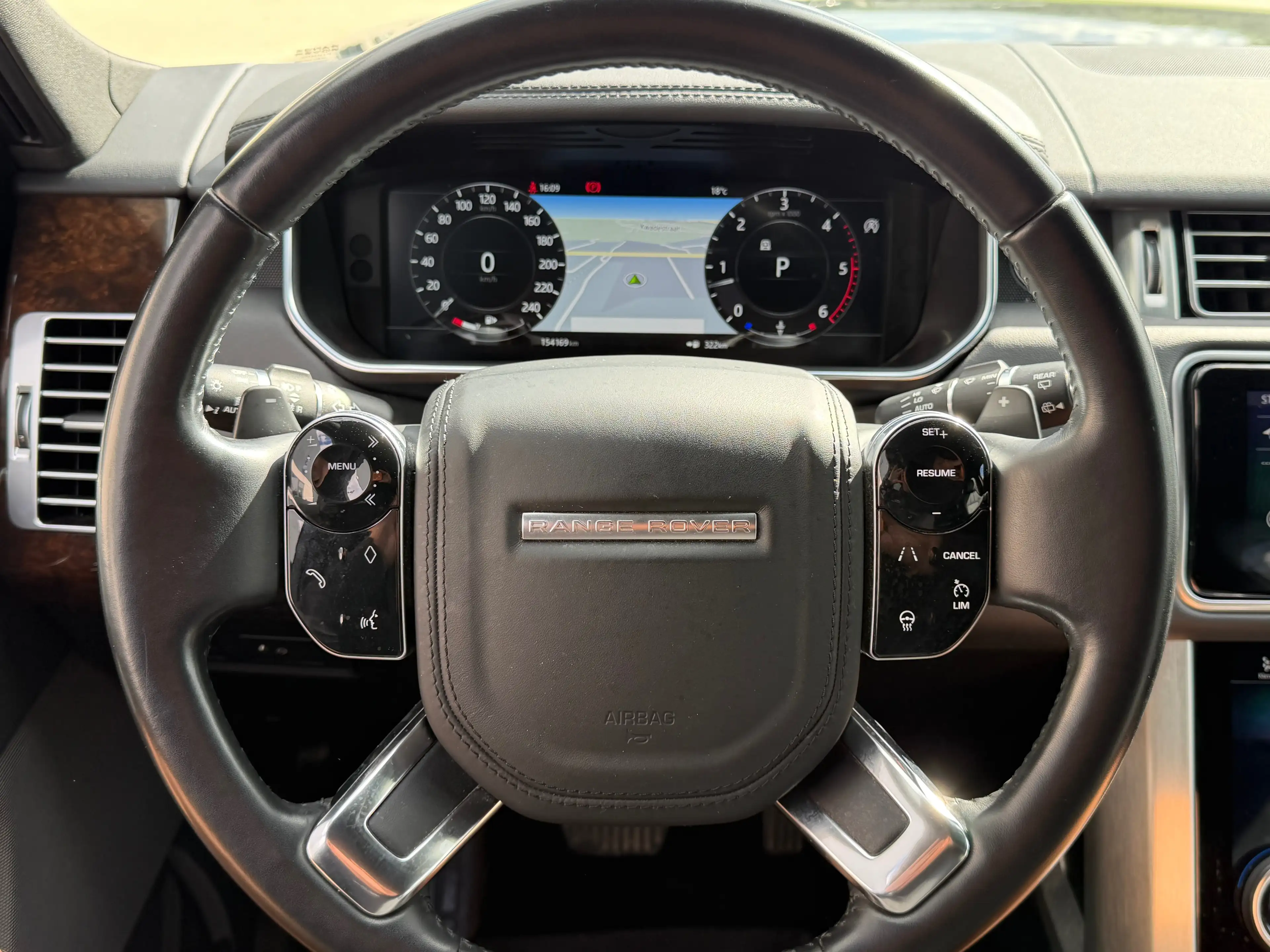 Land Rover Range Rover 3.0 TD6 D300 Black Pack / LICHTE VRACHT/ € 38.000 EXCL BTW — photo 10