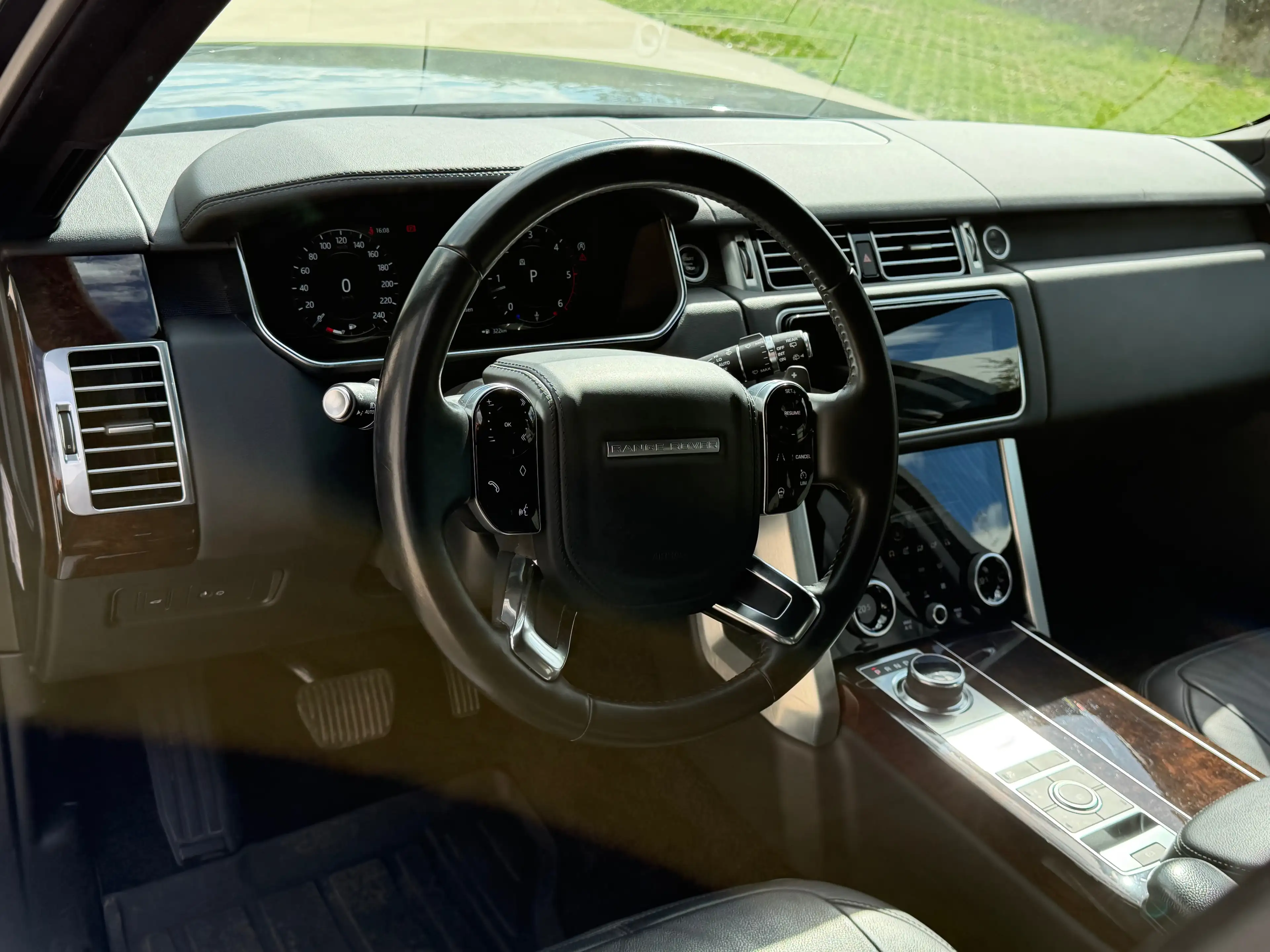 Land Rover Range Rover 3.0 TD6 D300 Black Pack / LICHTE VRACHT/ € 38.000 EXCL BTW — photo 8