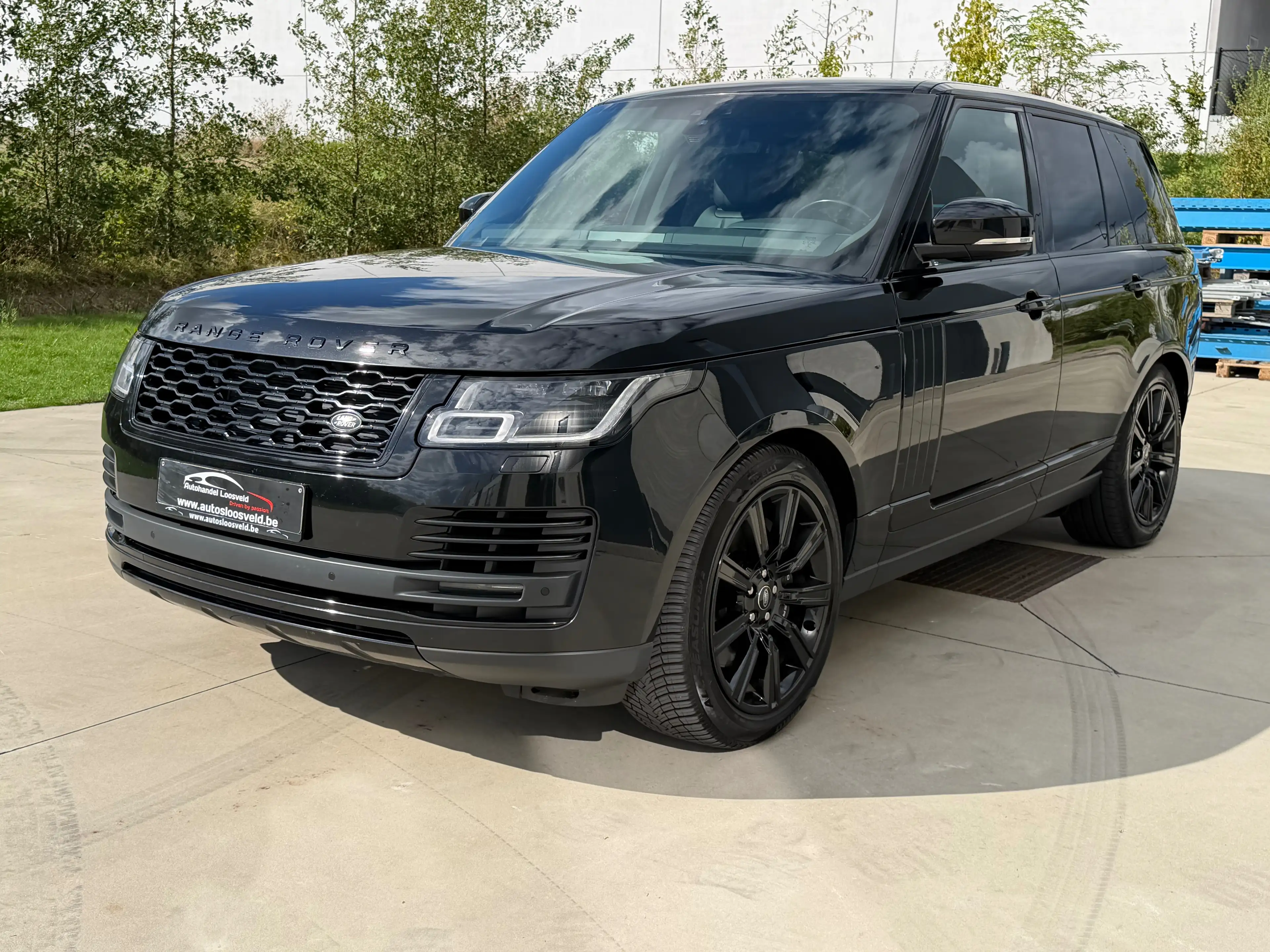 Land Rover Range Rover 3.0 TD6 D300 Black Pack / LICHTE VRACHT/ € 38.000 EXCL BTW — photo 3