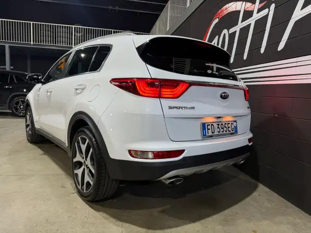 Kia Sportage view 3