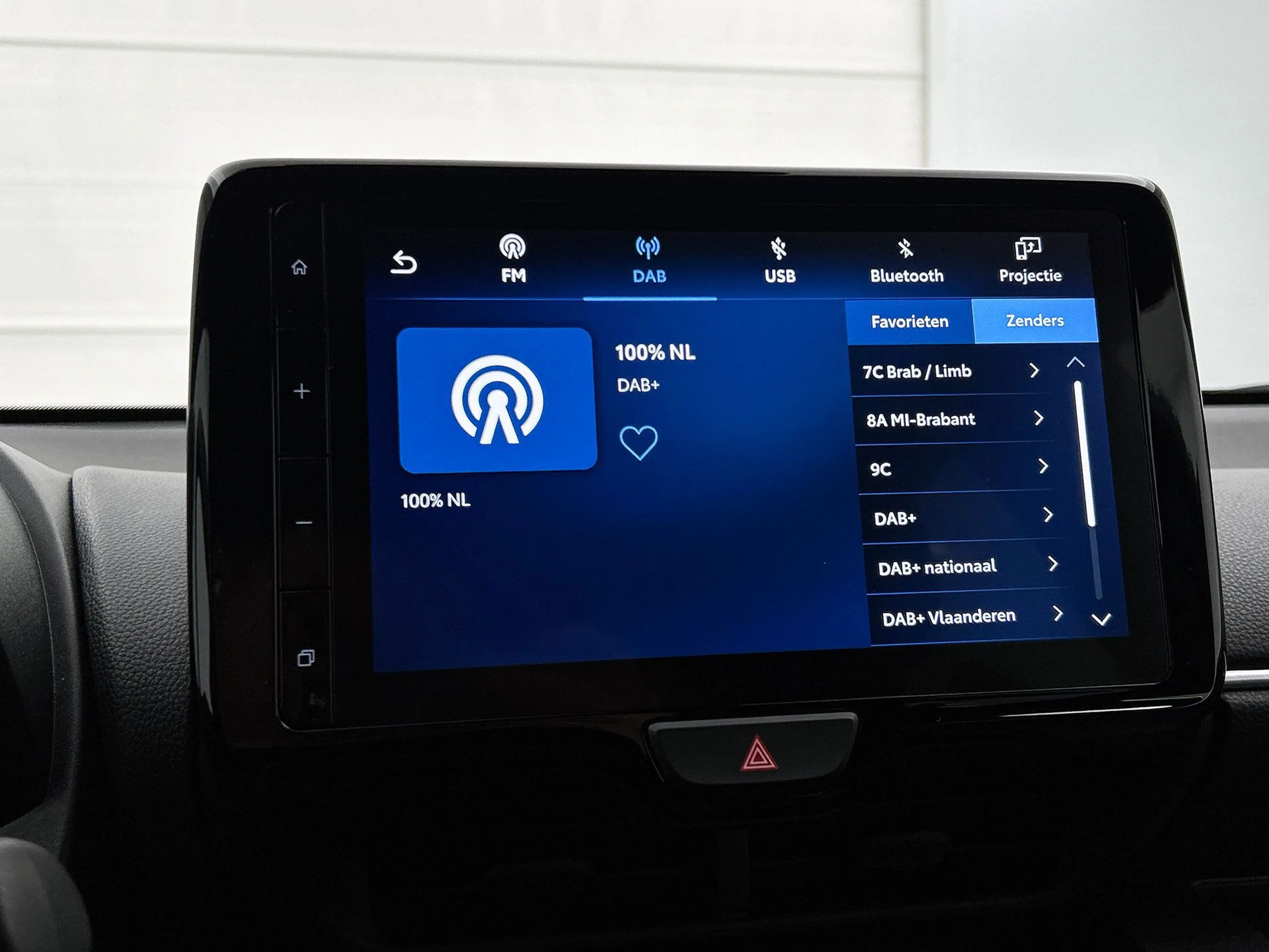 Mazda 2 Hybrid 1.5 Homura Automaat | Adaptive Cruise | Sto — photo 22