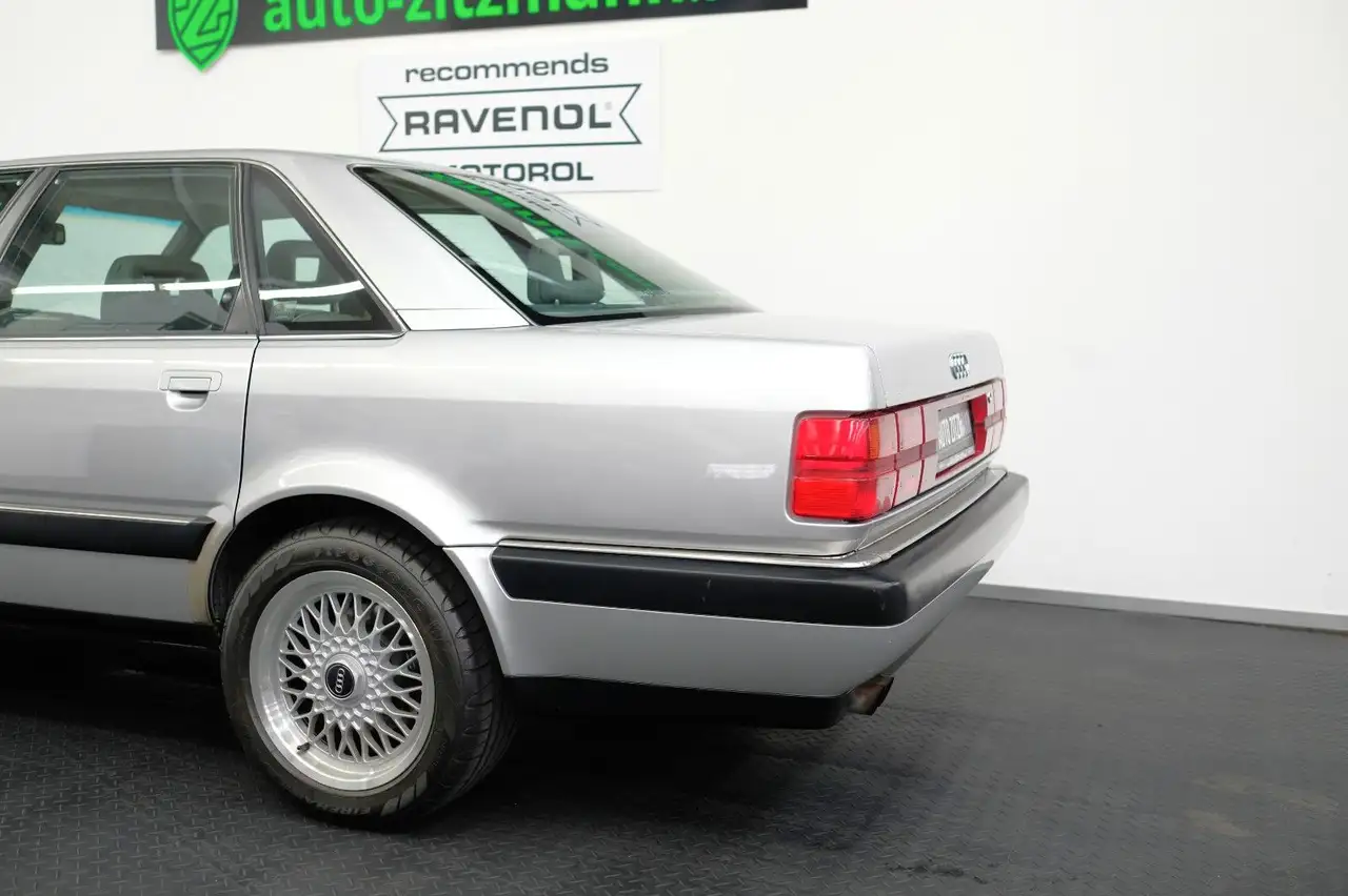 Audi V8 4.2/SCHECKHEFT/H-KENNZ/LEDER/KLIMA, foto 7