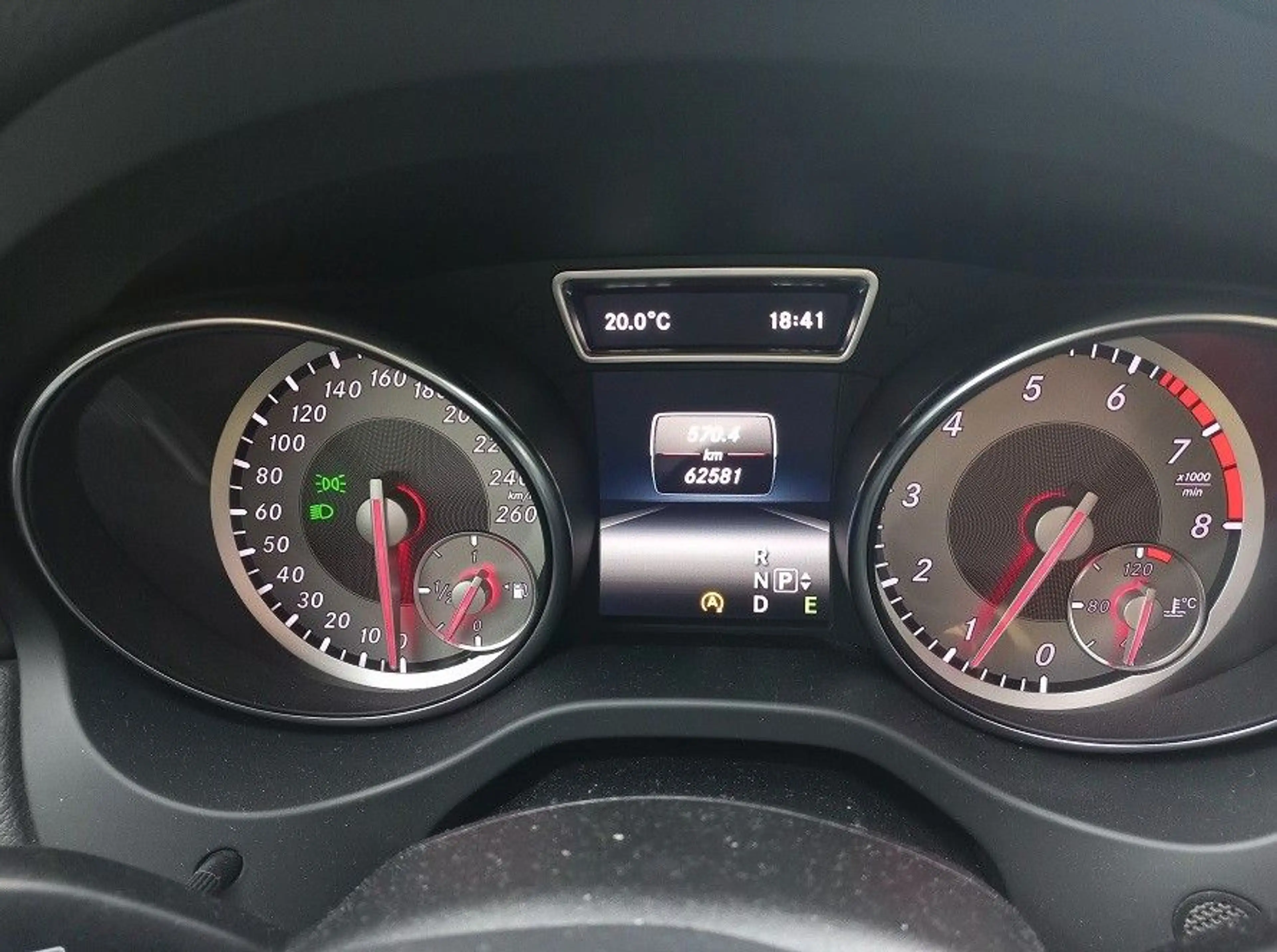 Mercedes-Benz GLA 250 GLA  2,0 Aut AMG Klima Leder Navi LMF18" — photo 15