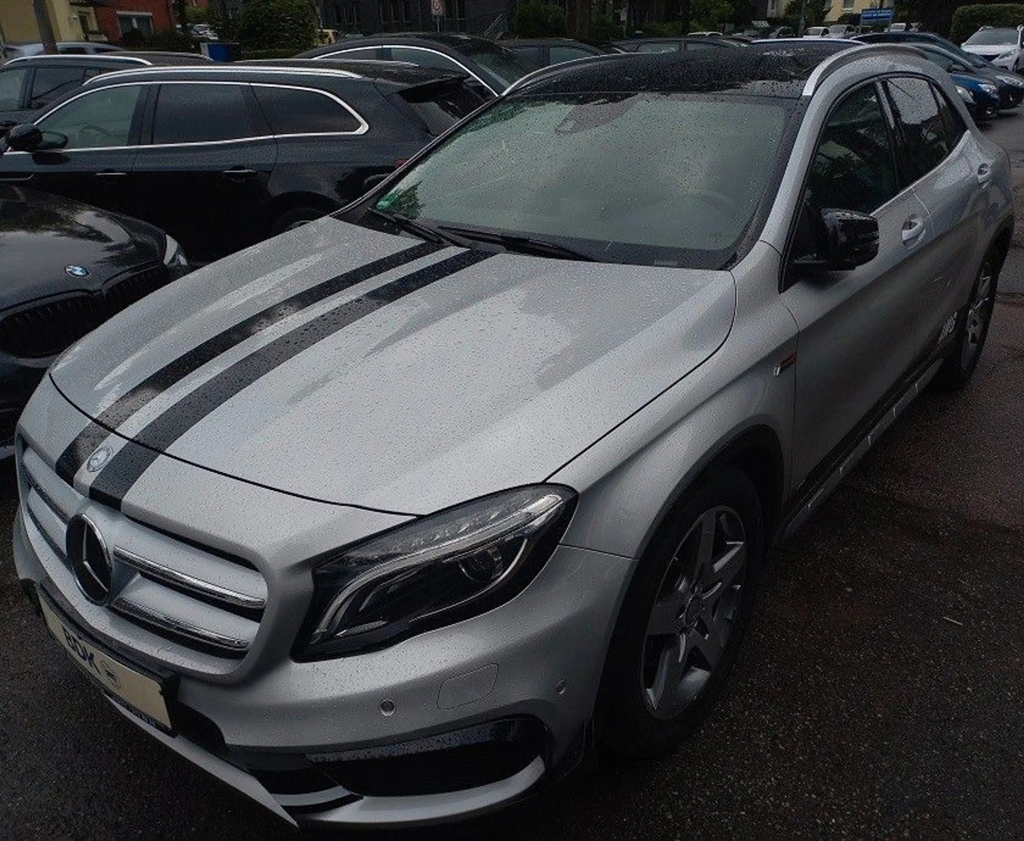 Mercedes-Benz GLA 250 GLA  2,0 Aut AMG Klima Leder Navi LMF18" — photo 3