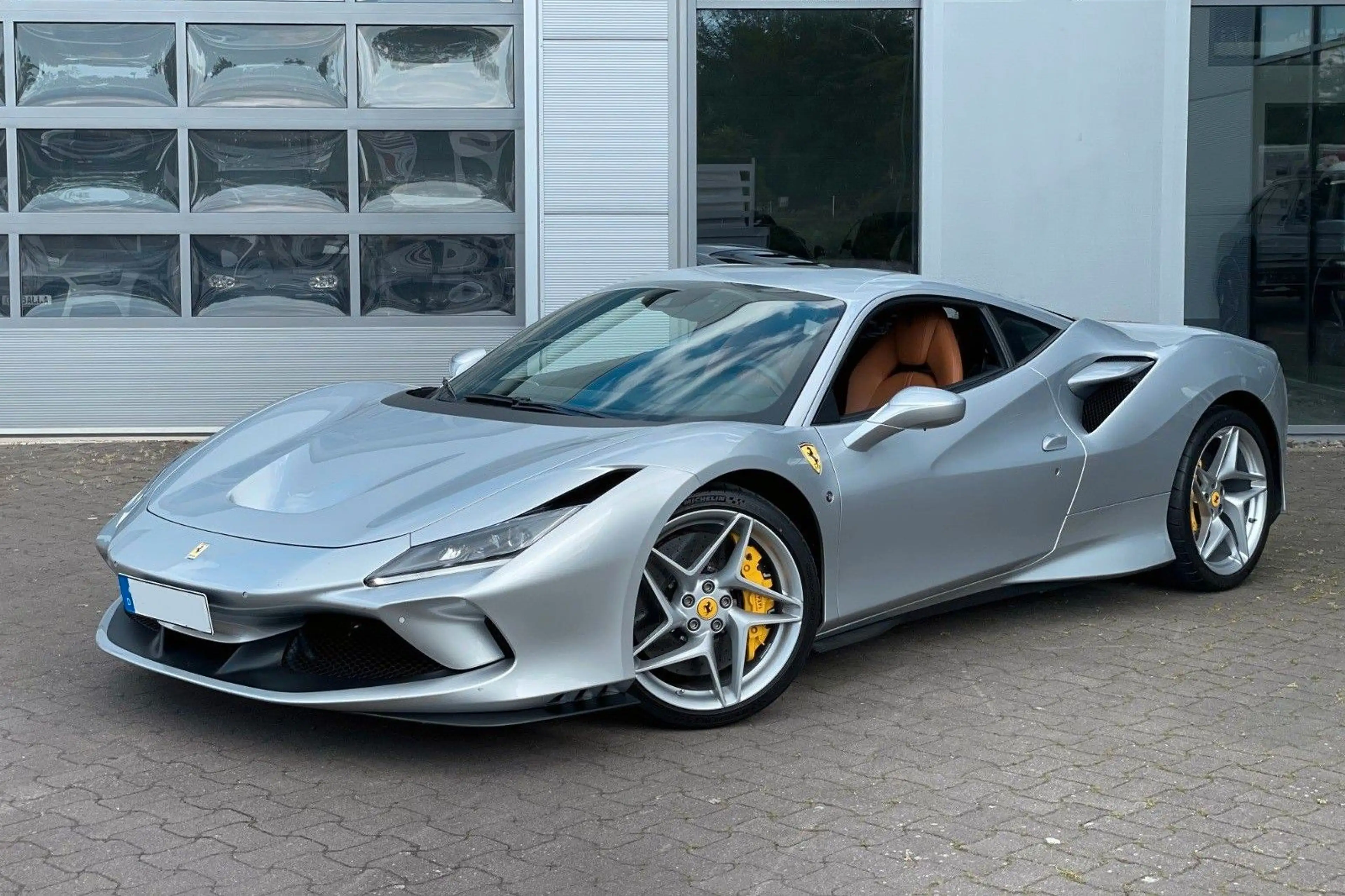 Ferrari F8 Tributo Lift, R-Kam, Karbon, Titan-AGA, JBL — photo 3