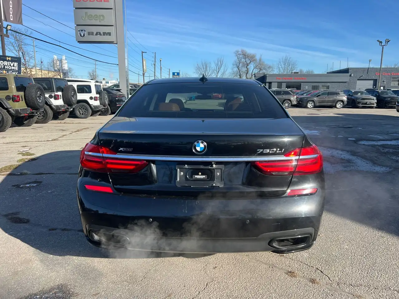 BMW 7 Series снимка BMW 7 Series