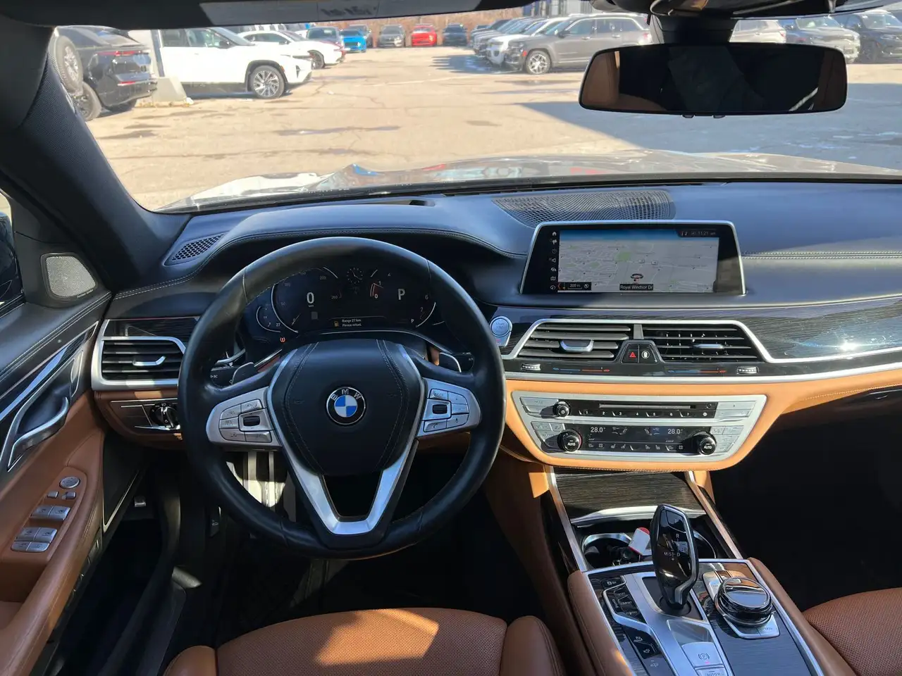 BMW 7 Series снимка BMW 7 Series