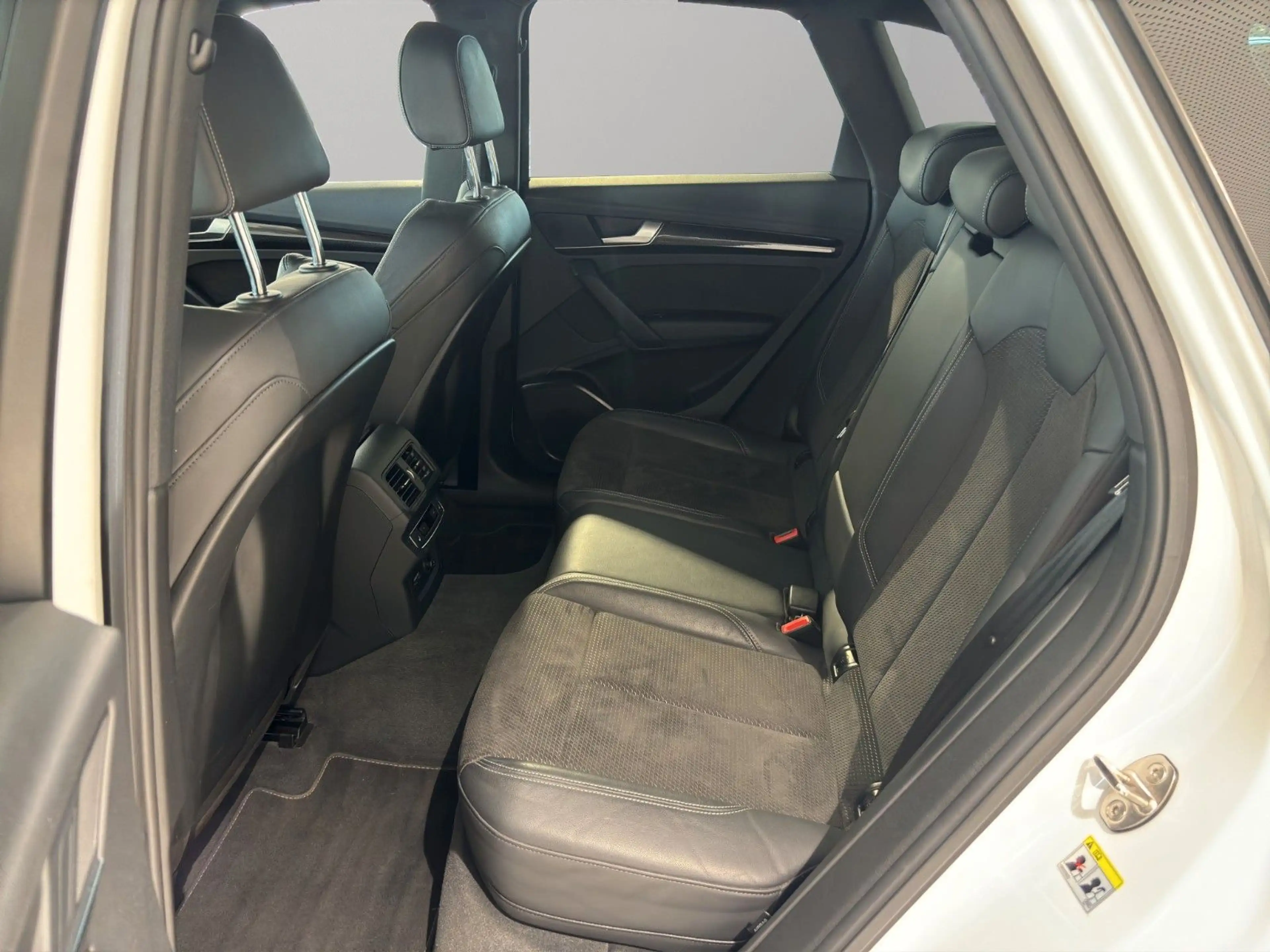 Audi SQ5 3.0TDI qu. AHK AMBI MATRIX SOUND ASSIST — photo 8