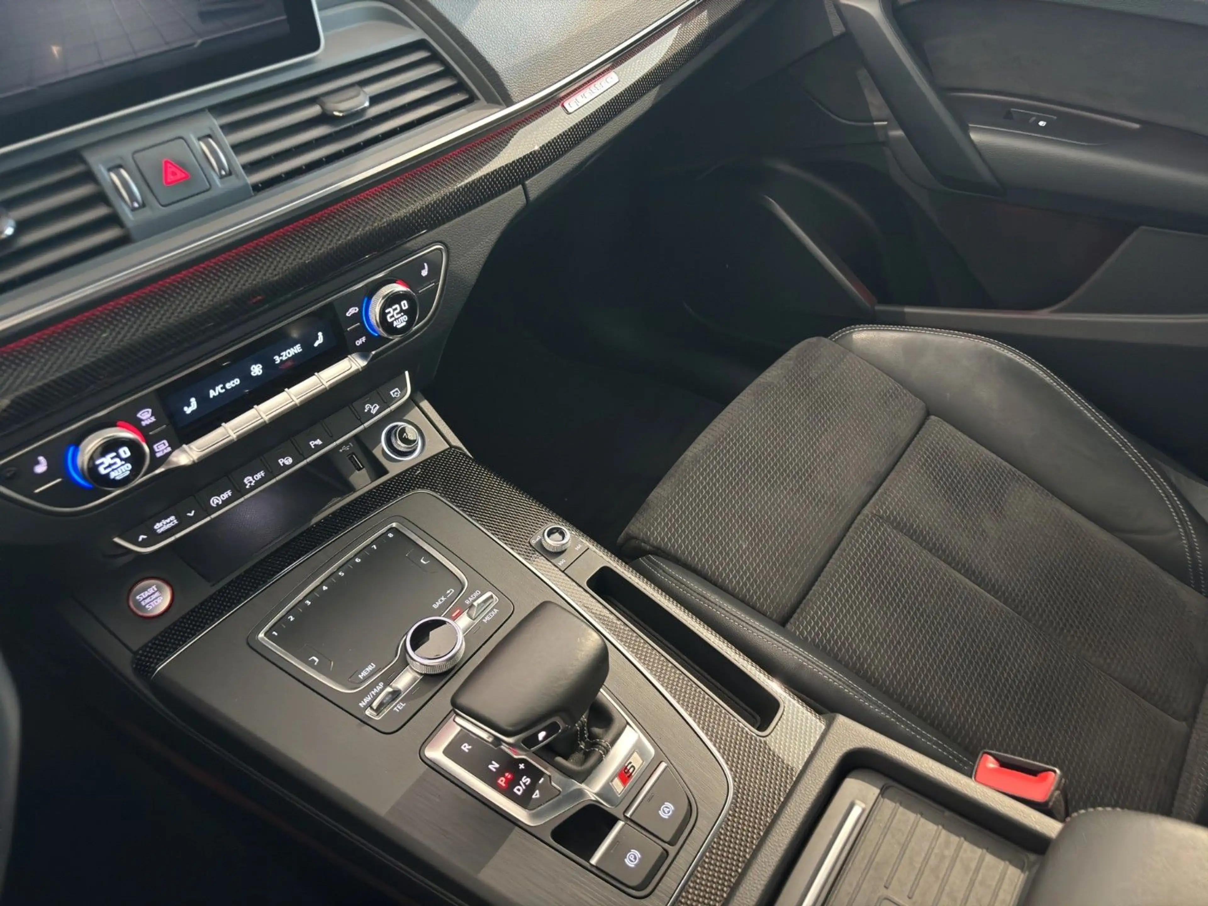 Audi SQ5 3.0TDI qu. AHK AMBI MATRIX SOUND ASSIST — photo 15