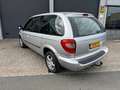 Chrysler Voyager 3.3i V6 SE Luxe Grijs - thumbnail 2