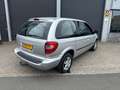 Chrysler Voyager 3.3i V6 SE Luxe Grijs - thumbnail 4