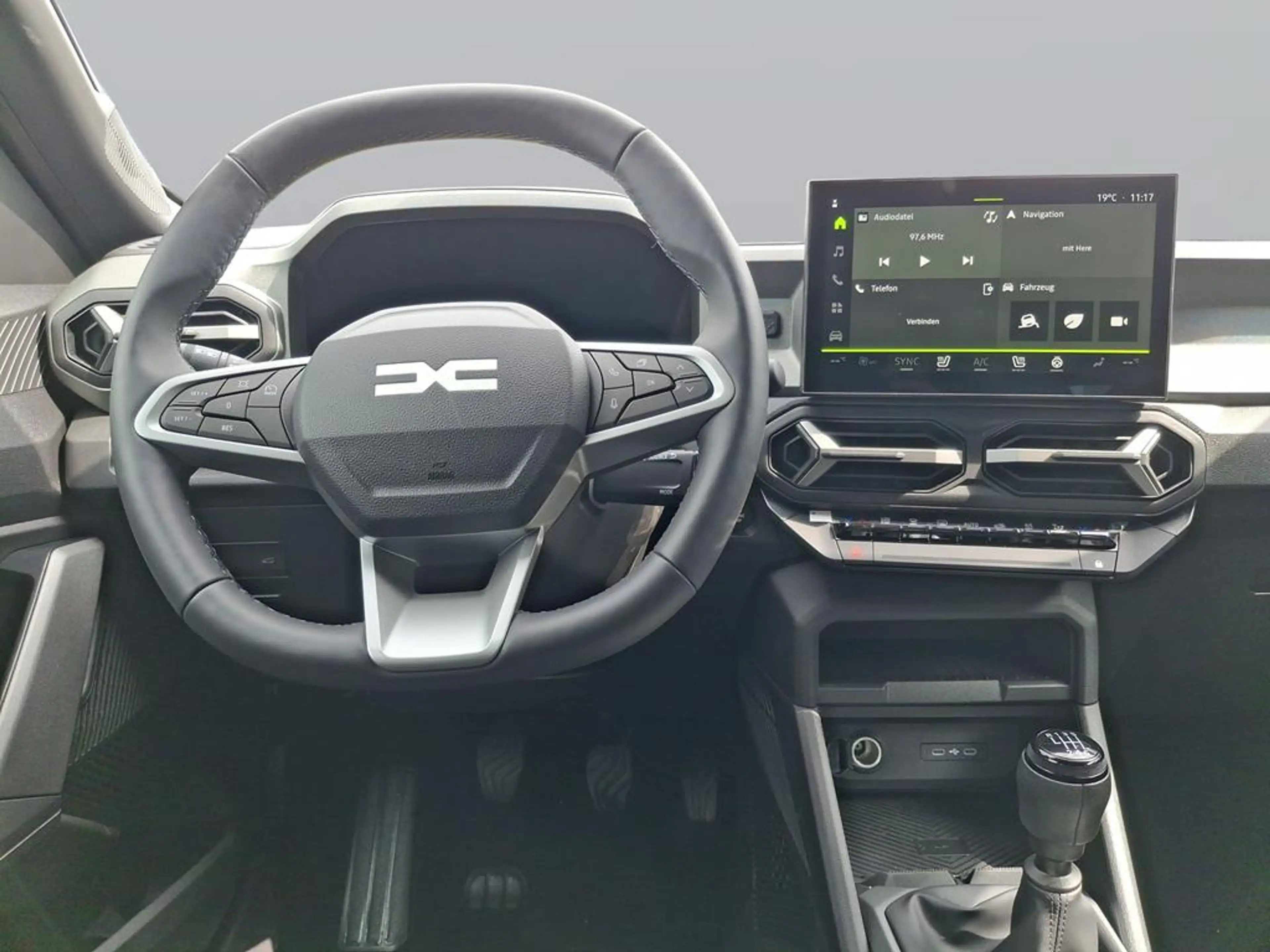 Dacia Bigster Journey mild hybrid 140 — photo 10