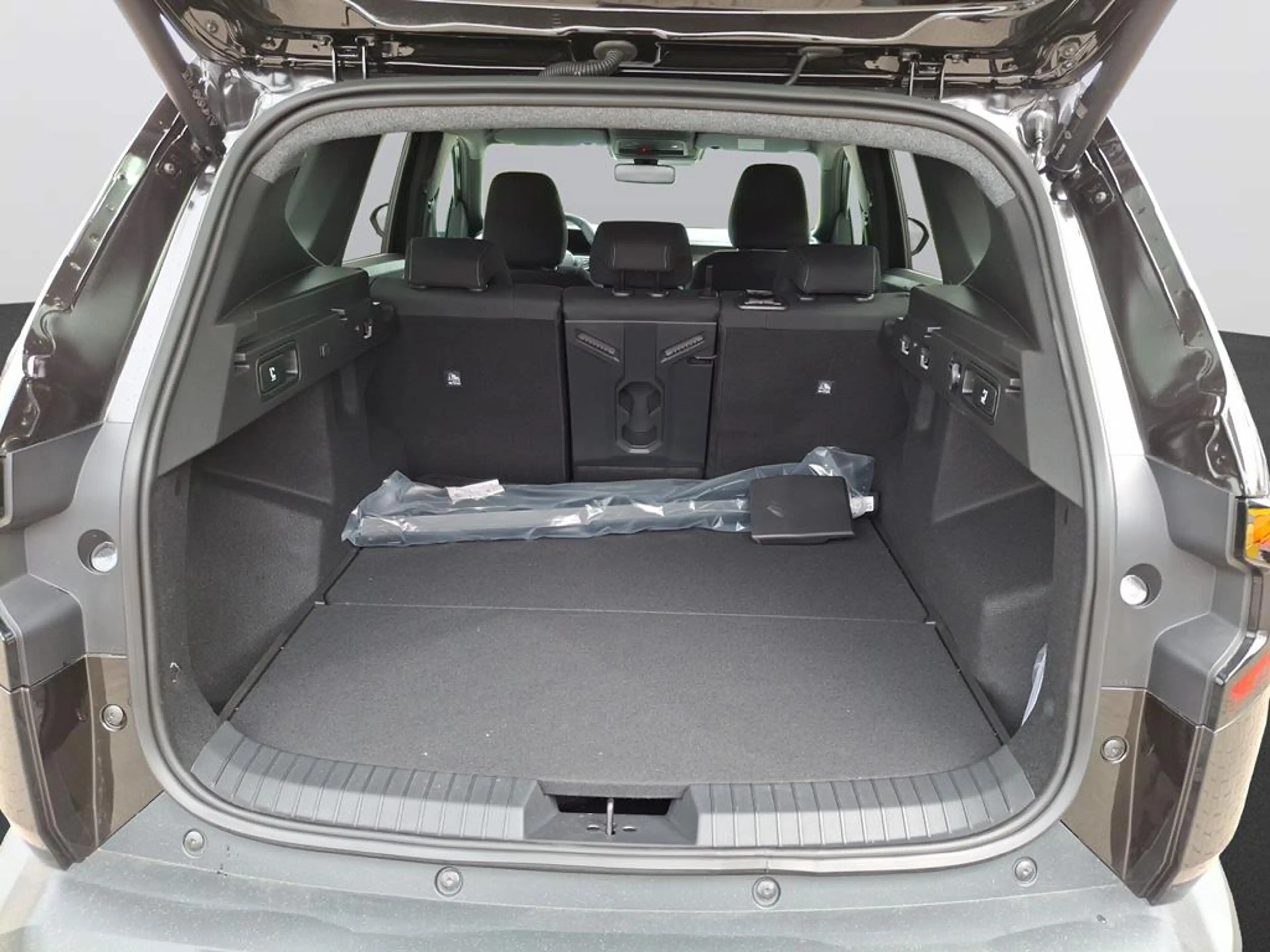 Dacia Bigster Journey mild hybrid 140 — photo 7