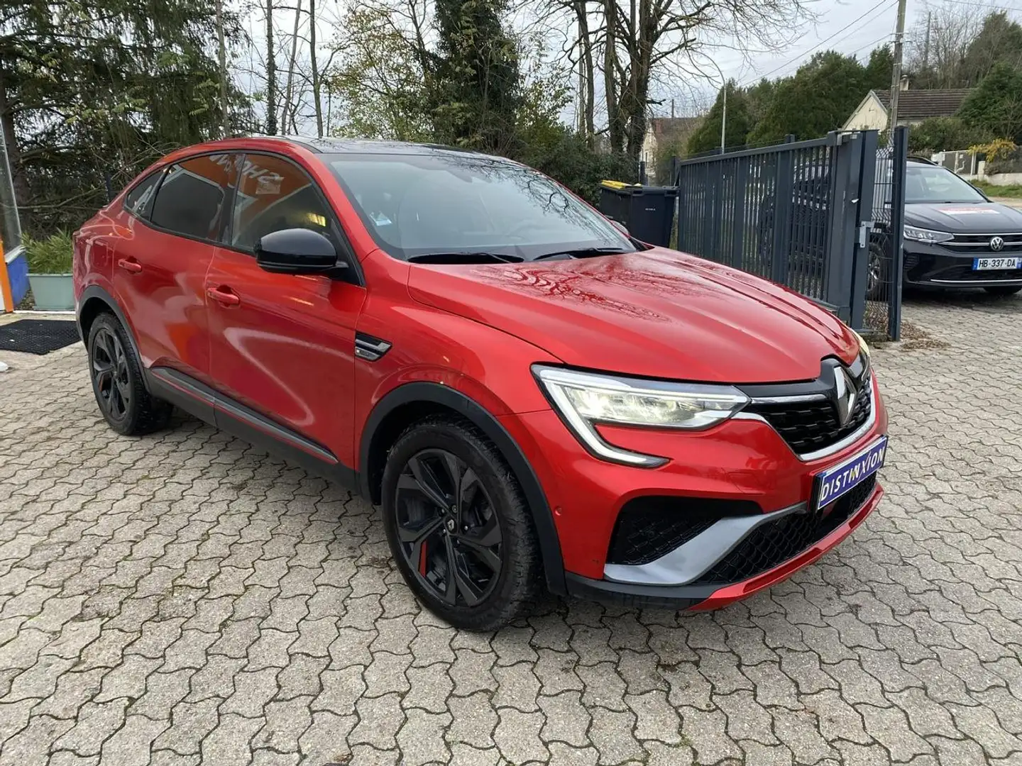 Renault Arkana 1.6 E-TECH HYBRIDE - 145 - BVA MULTI-MODES RS LINE Rouge - 2