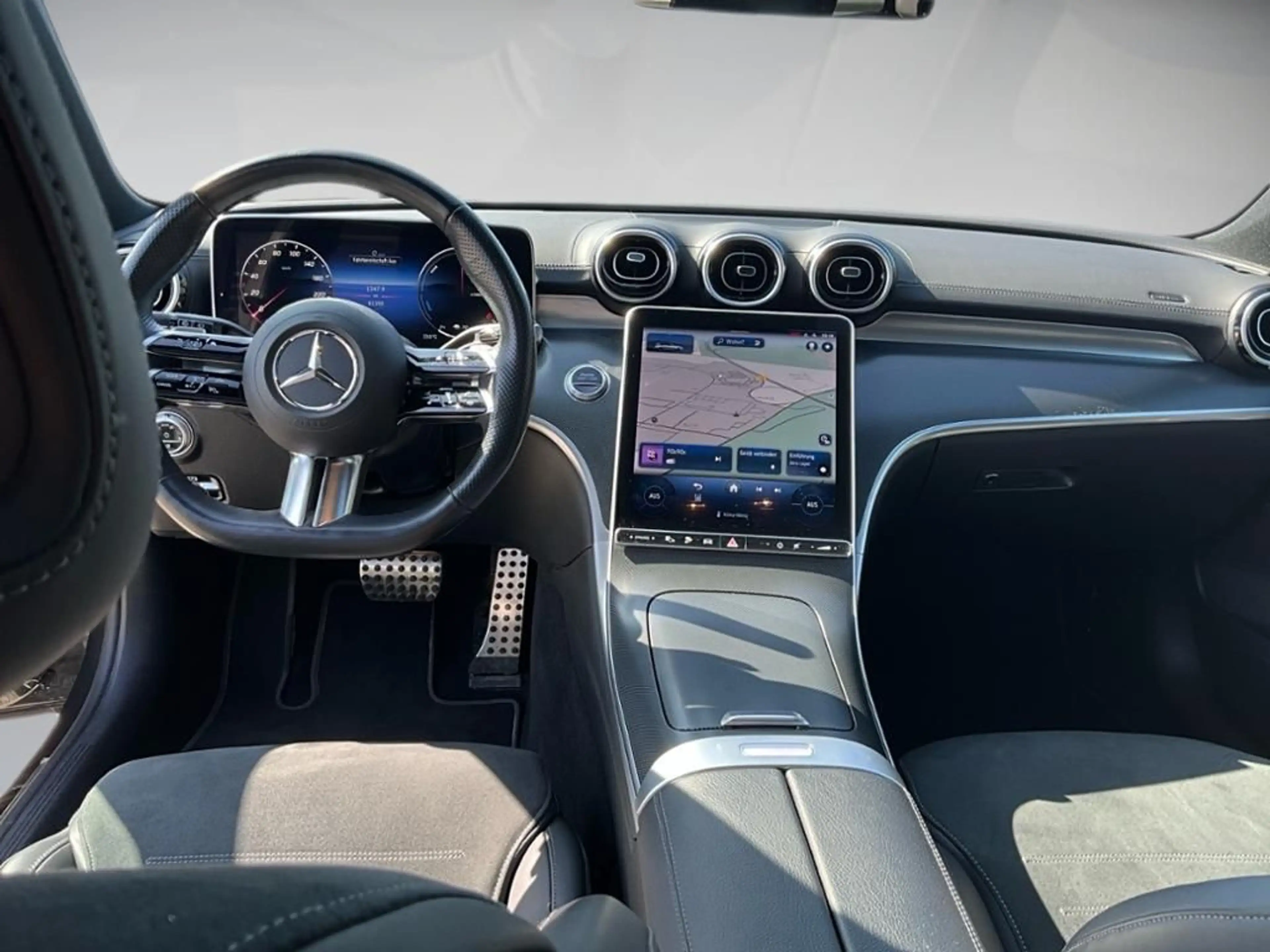 Mercedes-Benz C 300 e T AMG Style 360 ACC AHK AUT Kam. KeyLess — photo 12