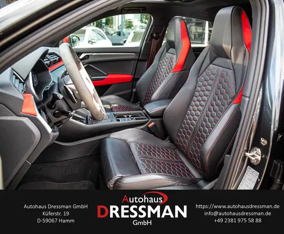 Audi RS Q3 view 12