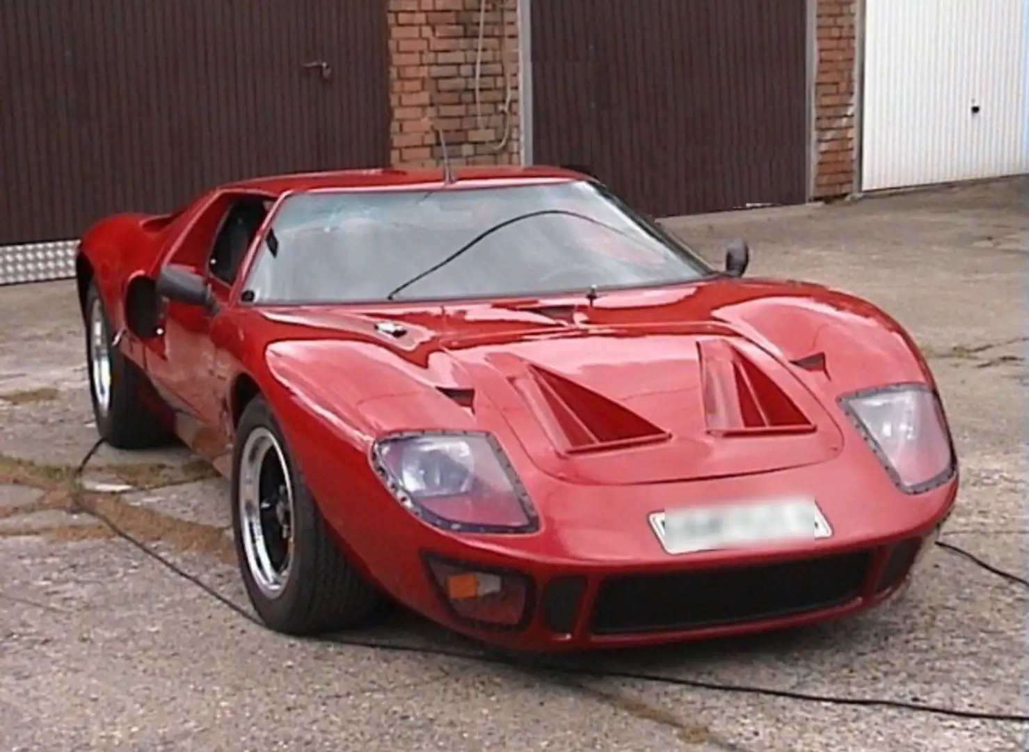 Ford GT 40 mit H-Kennzeichen Rosso - 1
