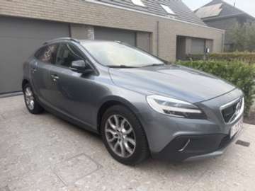 V40 Cross Country 2.0 D2 Geartronic