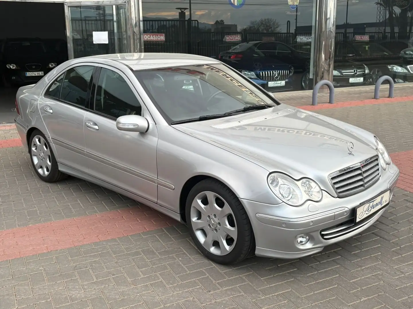 Mercedes-Benz MERCEDES-BENZ Clase C Berlina  Automático de 4 Pu Gris - 1