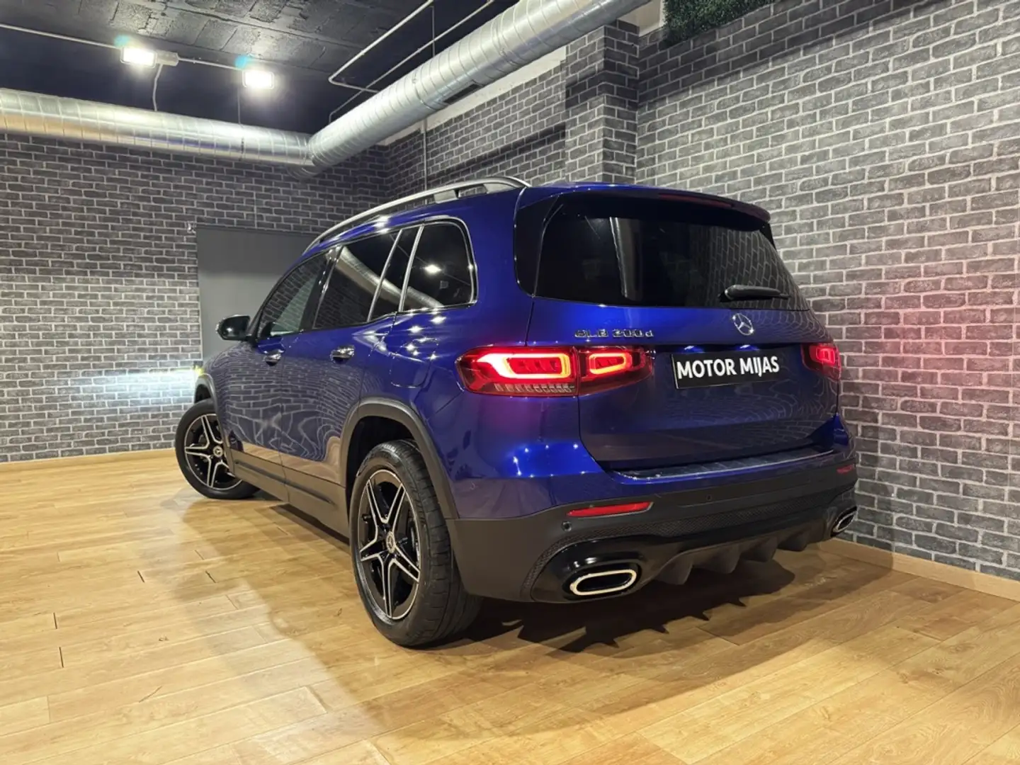 Mercedes-Benz GLB 200 200d 8G-DCT 7 plazas Azul - 2
