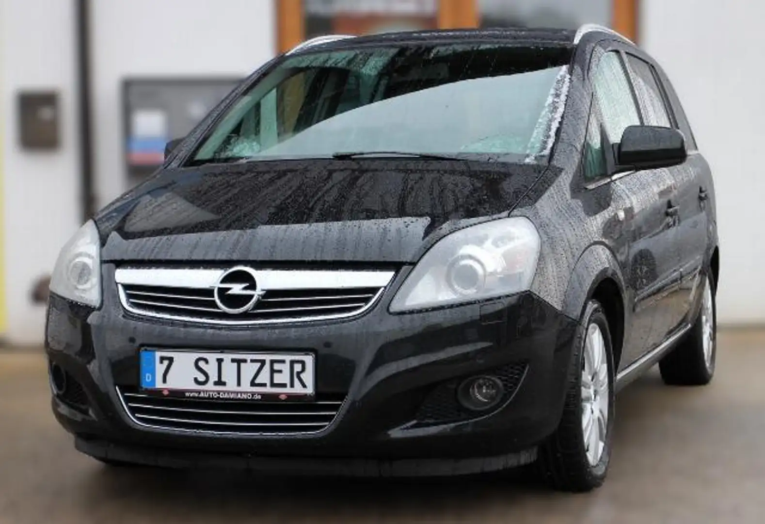 Opel Zafira 1.8 Family Plus - 1