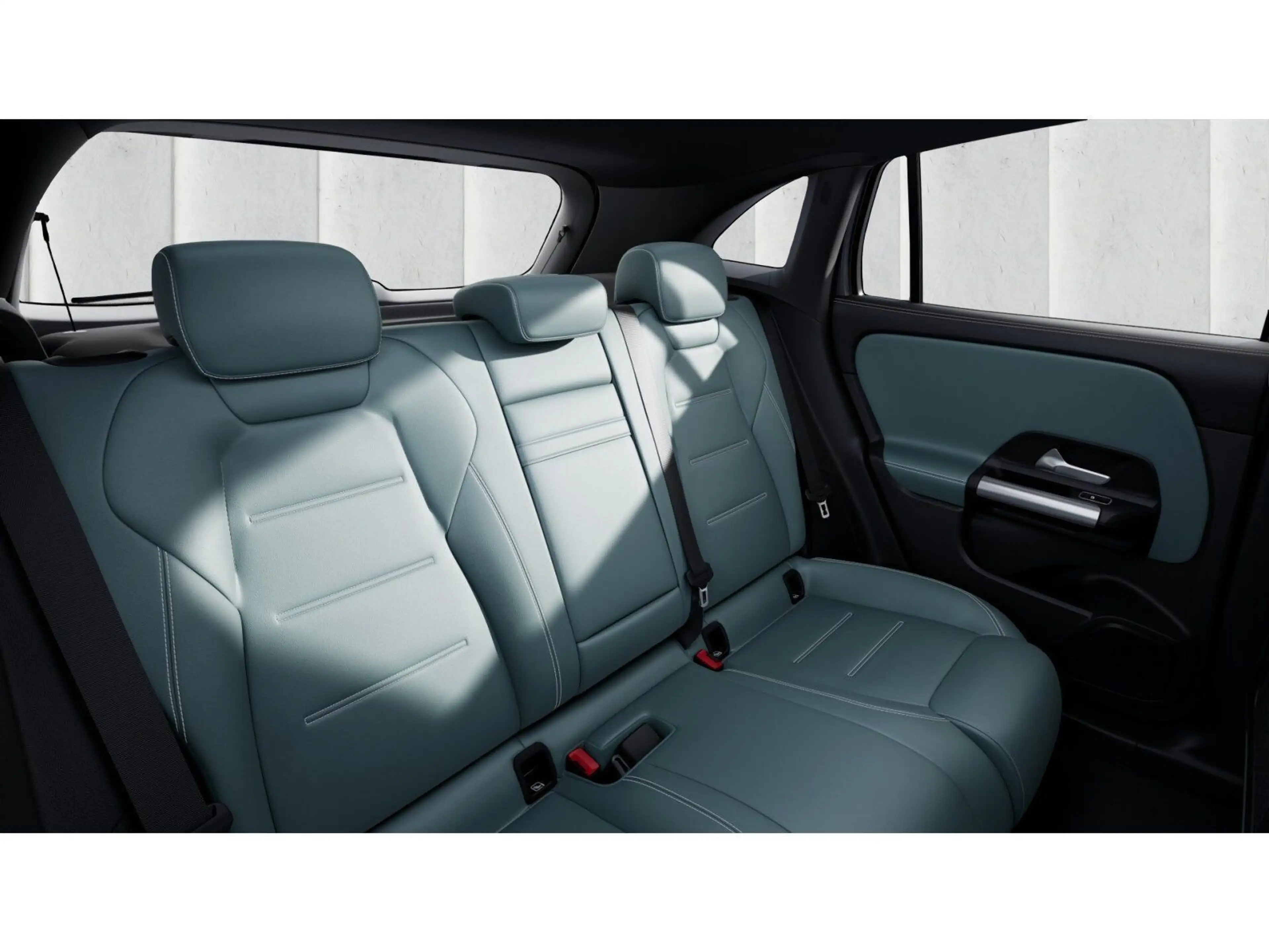 Mercedes-Benz EQA 250 + AMG Night-Paket Panorama 360° Totw 20" — photo 7