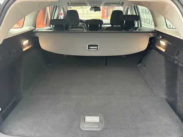 Ford Focus view 8