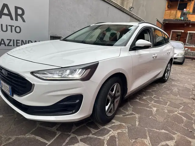 Ford Focus view 7