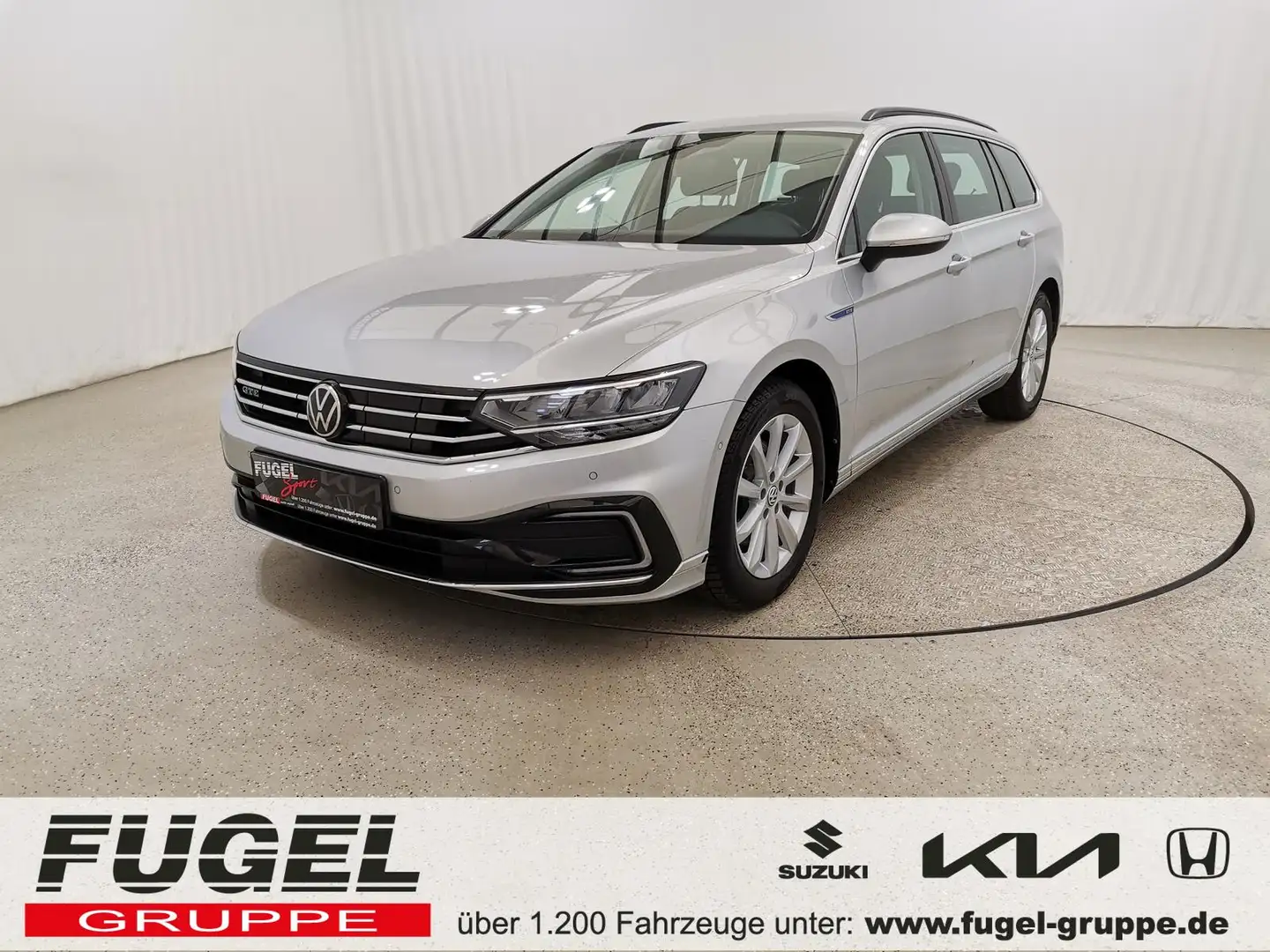 Volkswagen Passat Variant 1.4 TSI DSG GTE LED|Navi|ACC|RFK|Massage Silber - 1