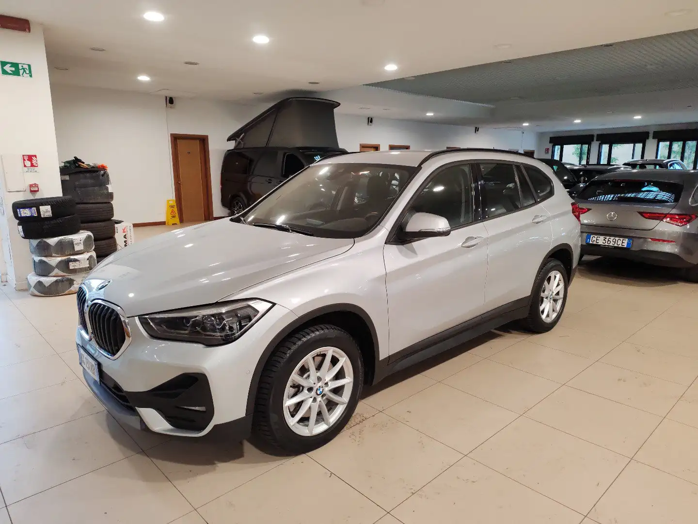 BMW X1 xDrive20d 190cv auto NaviPRO Cruise Fari LED Fendi Argent - 1