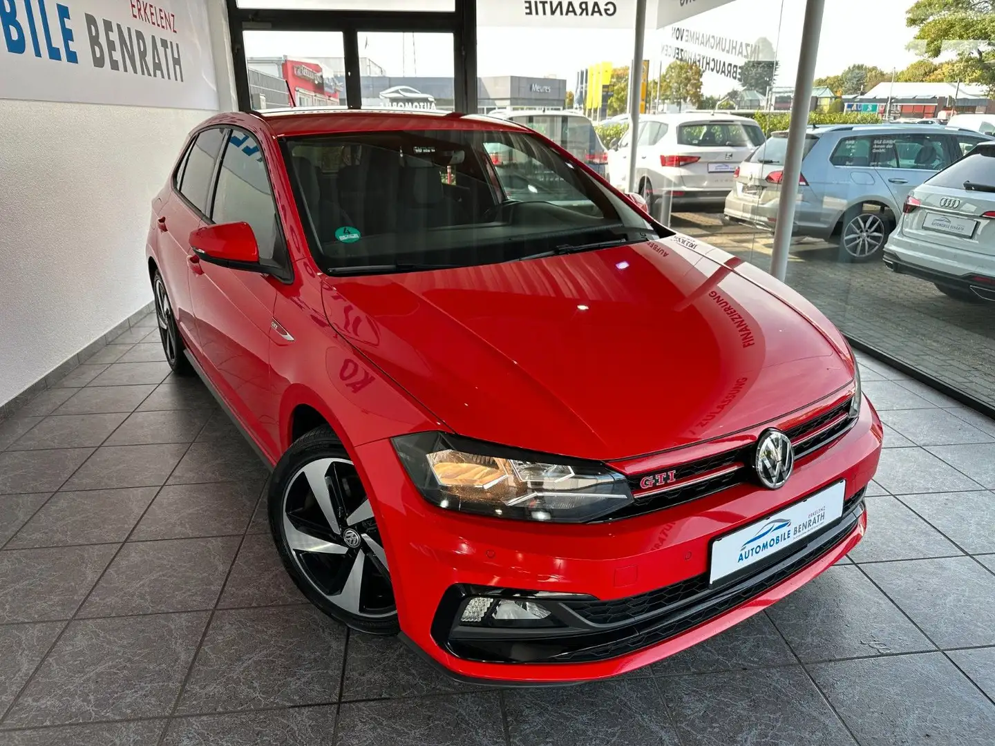 Volkswagen Polo VI GTI 2.0 TSI DSG AUTOMATIK*PDC*SHZ*MFL Rouge - 1