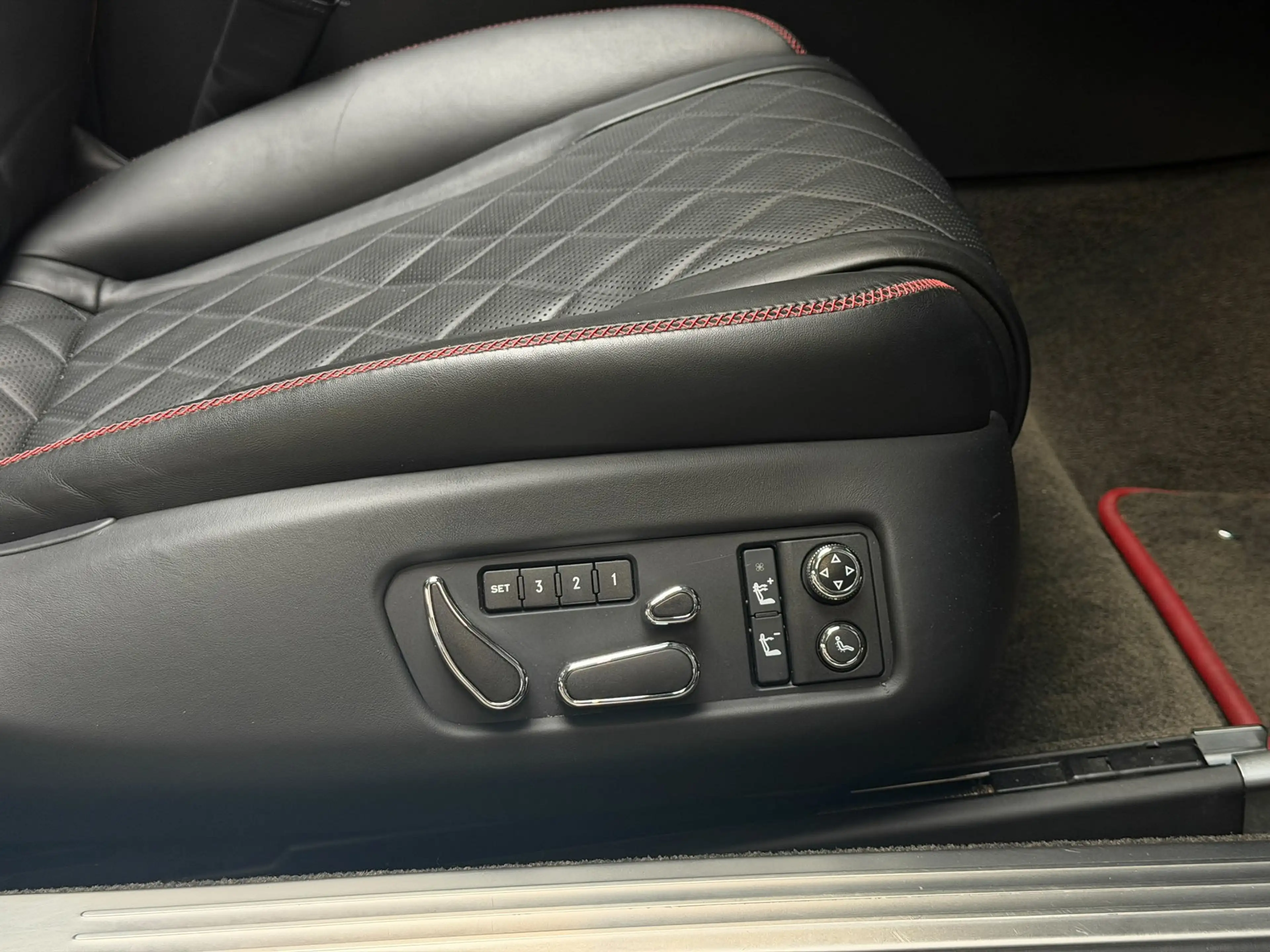 Bentley Continental GTC 6.0 W12 Speed - CARBON - NAIM - MASSAGE - AIRSCARF — photo 10