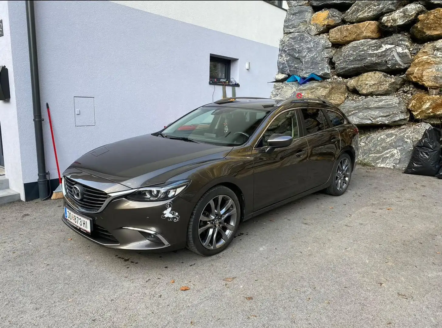 Mazda 6 Mazda 6 Sport Combi CD150 Revolution Revolution Grau - 1