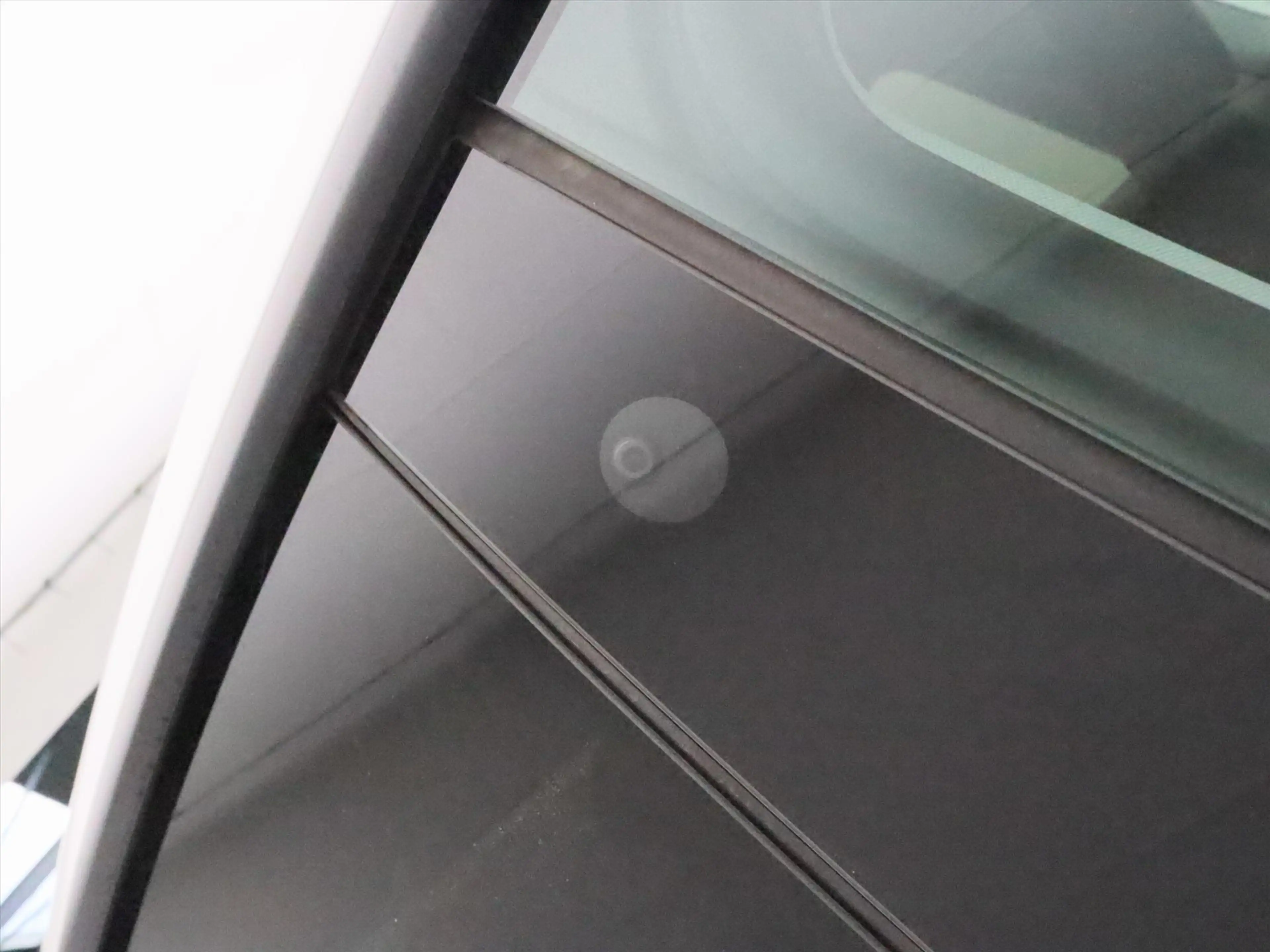 Tesla Model Y Long Range AWD 75kWh 351pk 95.2% SoH [ TREKHAAK+AM — photo 31