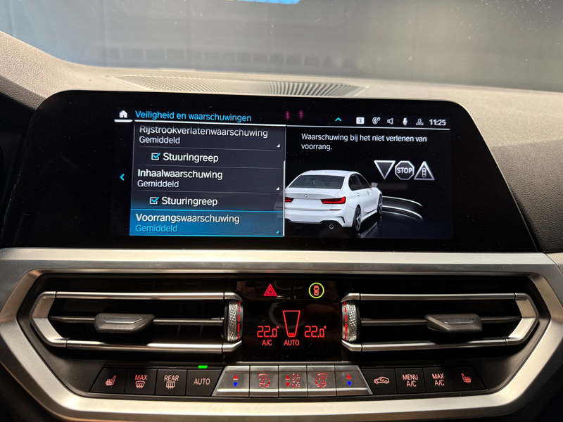 BMW 330 3-serie 330e M-Pakket|KANTELDAK|LASER|HUD|MEMORY|A — photo 46