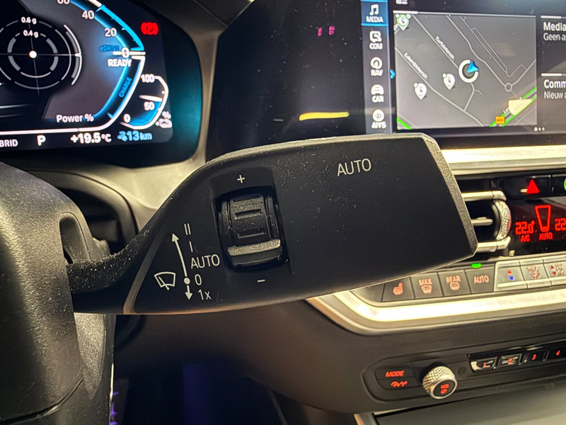 BMW 330 3-serie 330e M-Pakket|KANTELDAK|LASER|HUD|MEMORY|A — photo 22