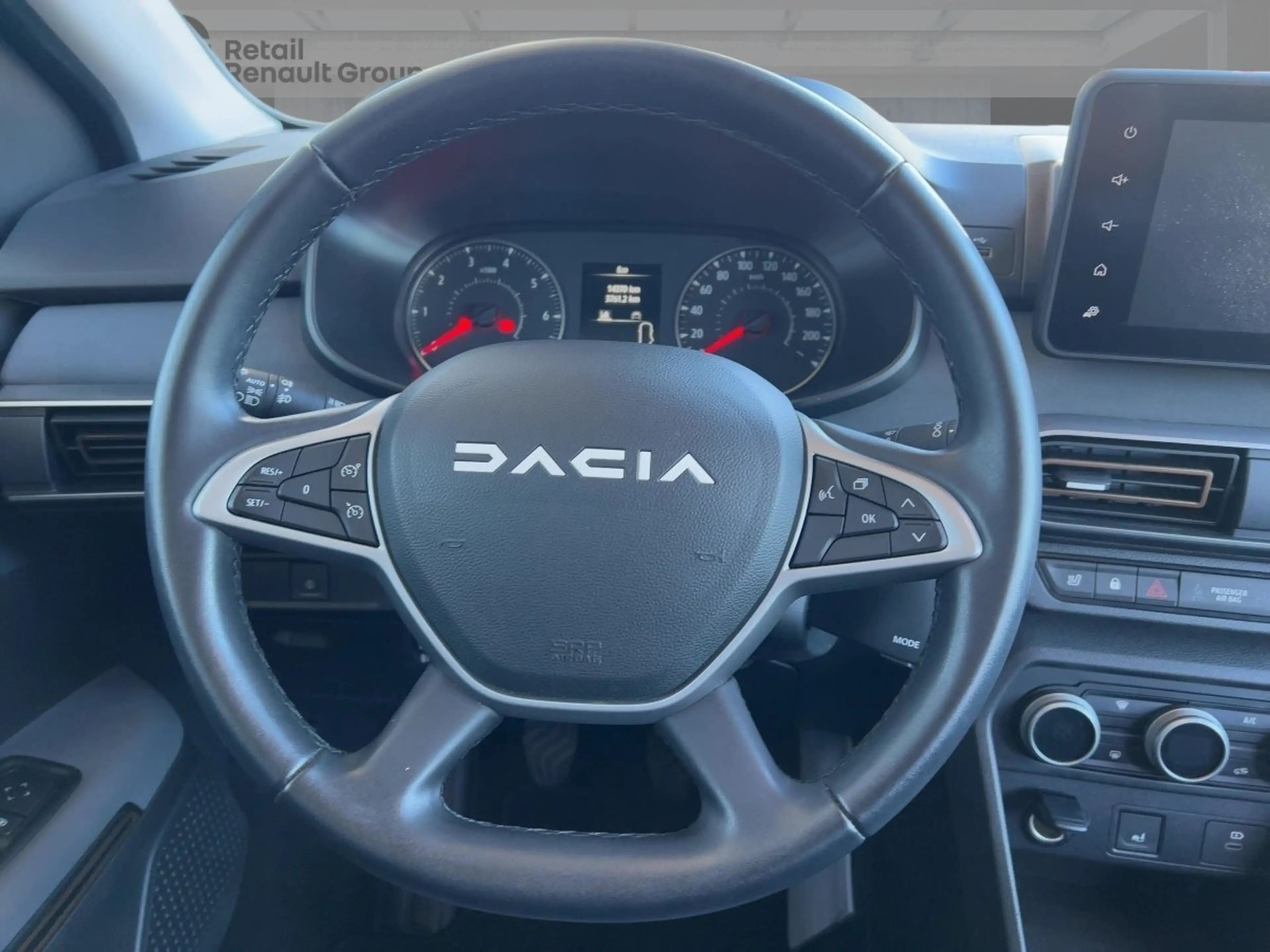 Dacia Jogger Extreme TCe 110 SHZ Rückfahrkamera — photo 11