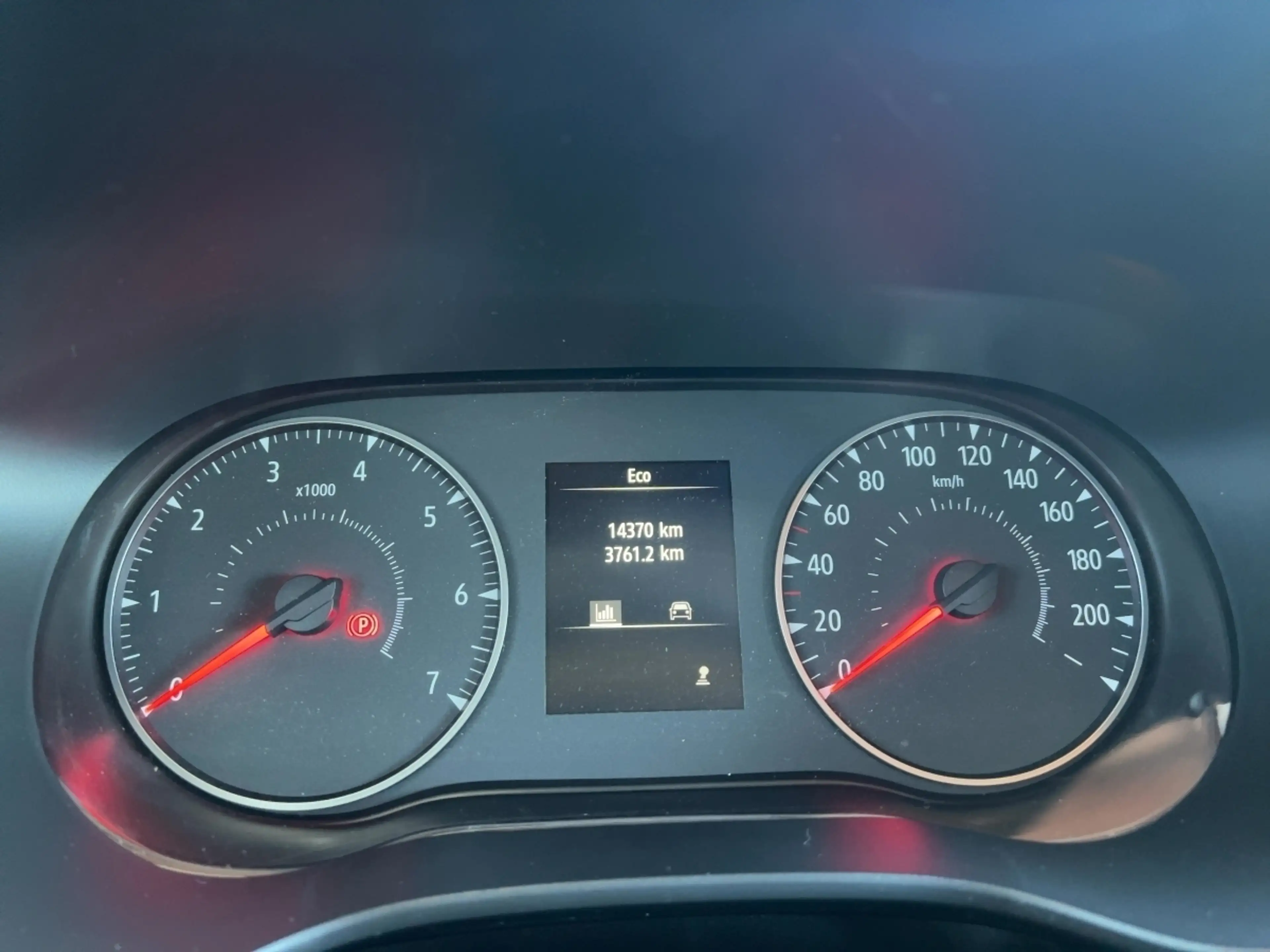 Dacia Jogger Extreme TCe 110 SHZ Rückfahrkamera — photo 13