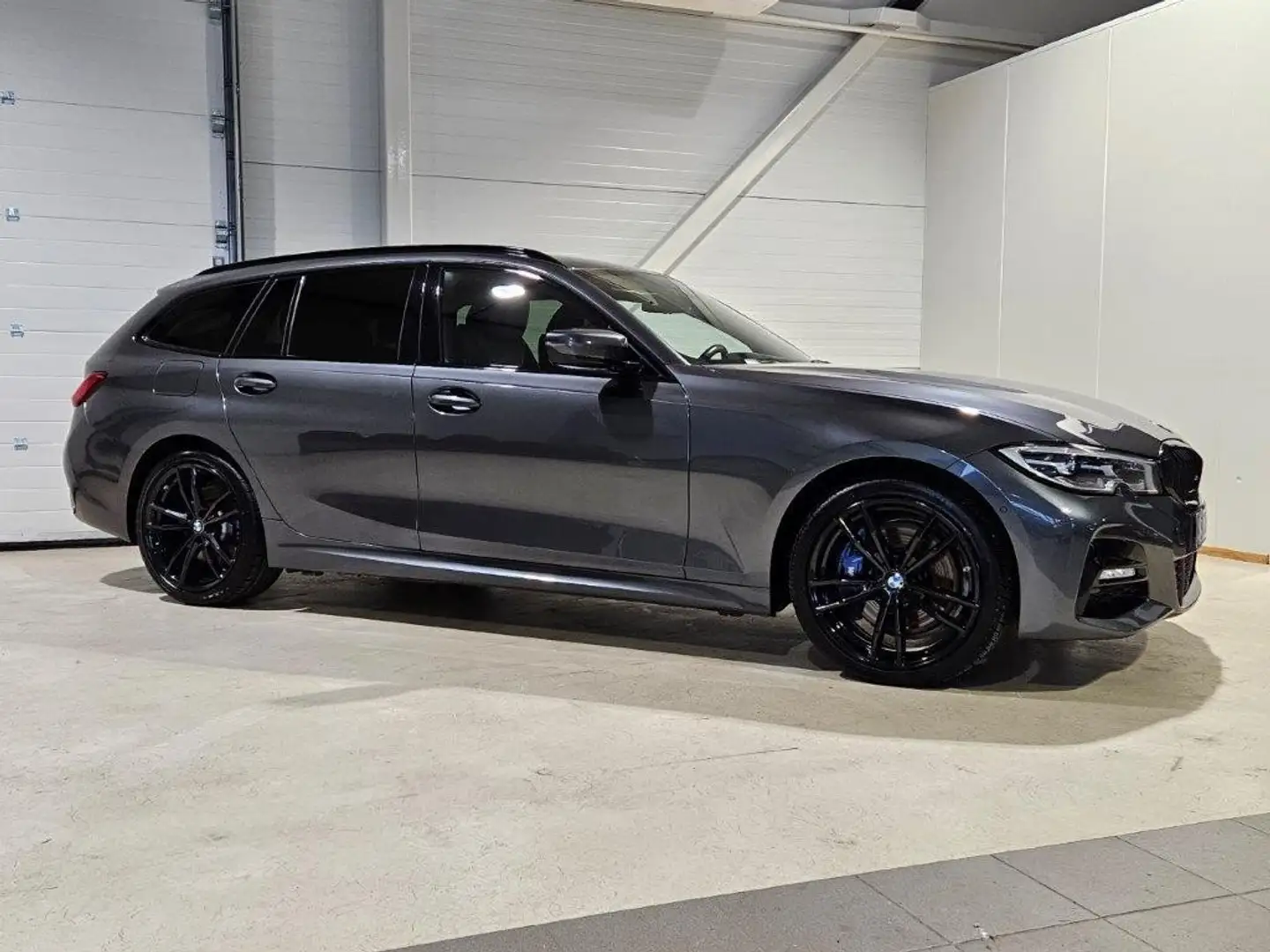 BMW 330 330e xDrive Touring Gris - 1