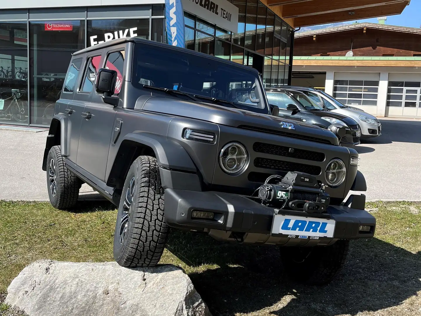 BAW 212 Lagernd ! Grau - 1
