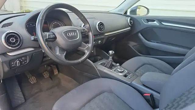 Audi A3 view 8