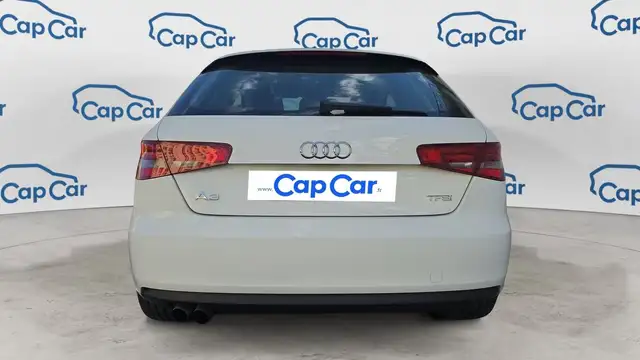 Audi A3 view 3