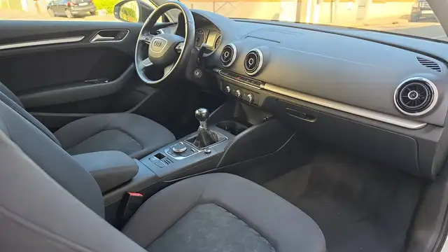Audi A3 view 10