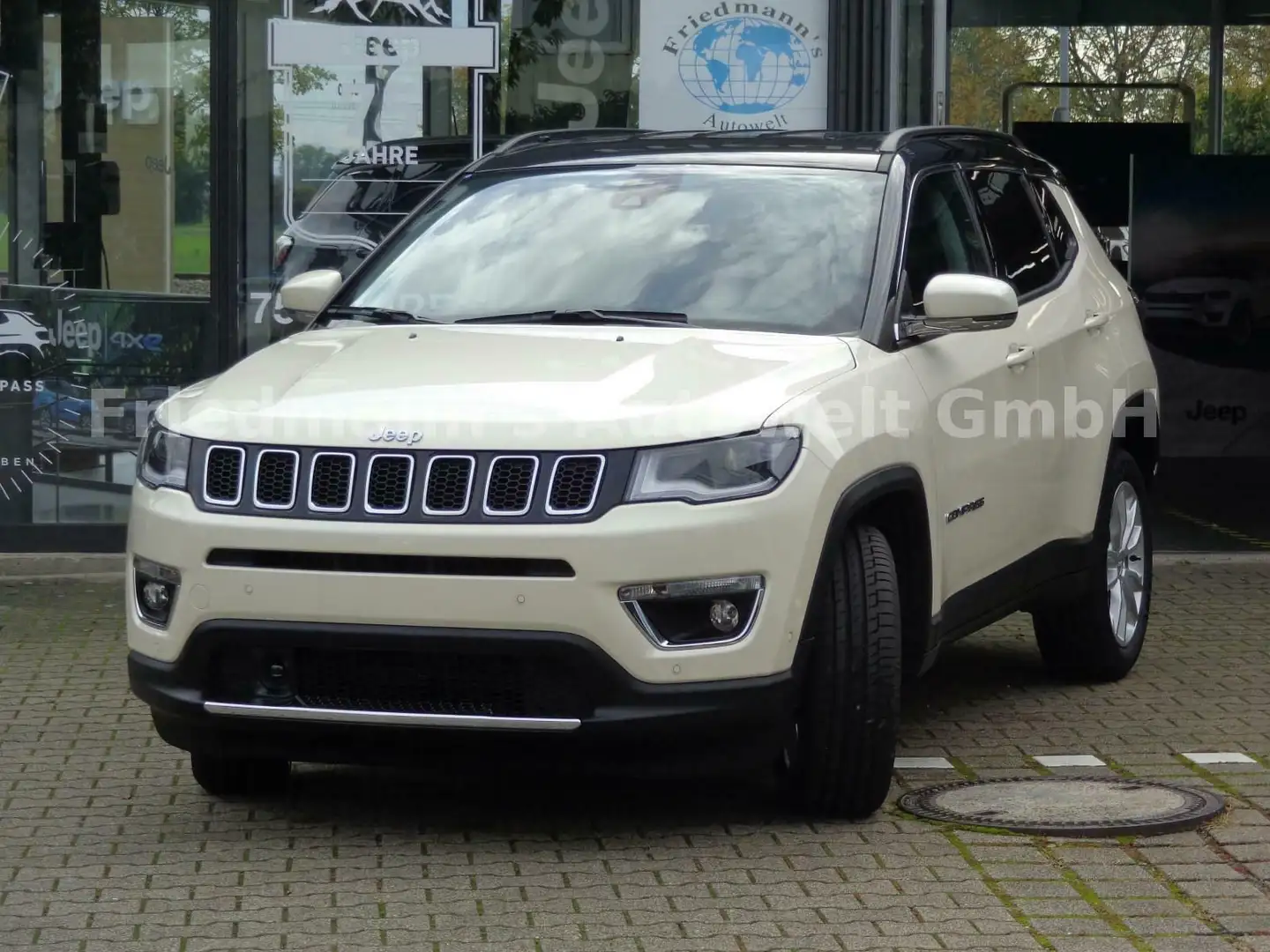 Jeep Compass Limited 1,3 DCT 4x2/Neup.: € 39.470, -- Blanco - 1