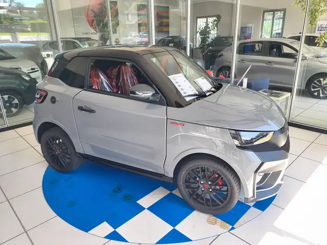 Ligier JS 50 JS50 DCI Ultimate con servosterzo e clima
