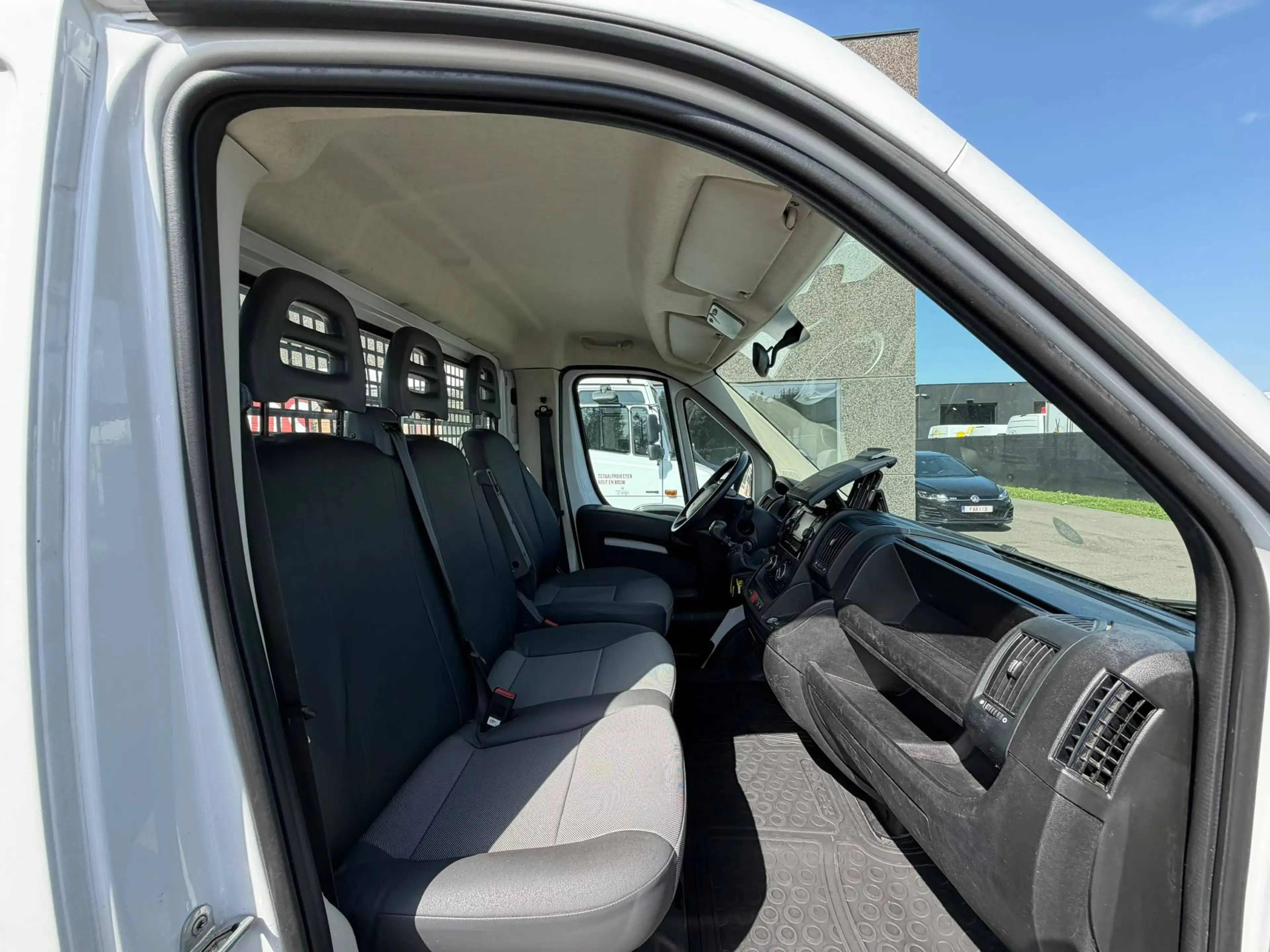 Peugeot Boxer (Stock ID 70999) — photo 6