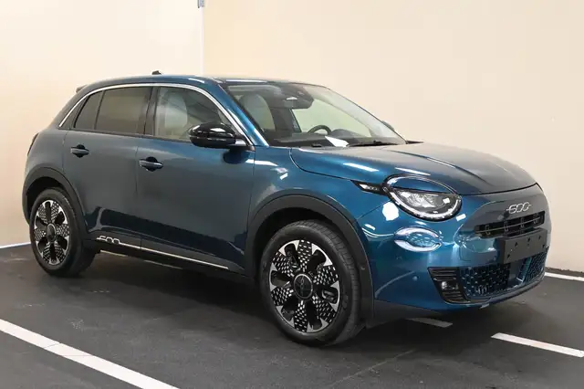 Fiat 600 600 Hybrid 100 CV DCT MHEV La Prima