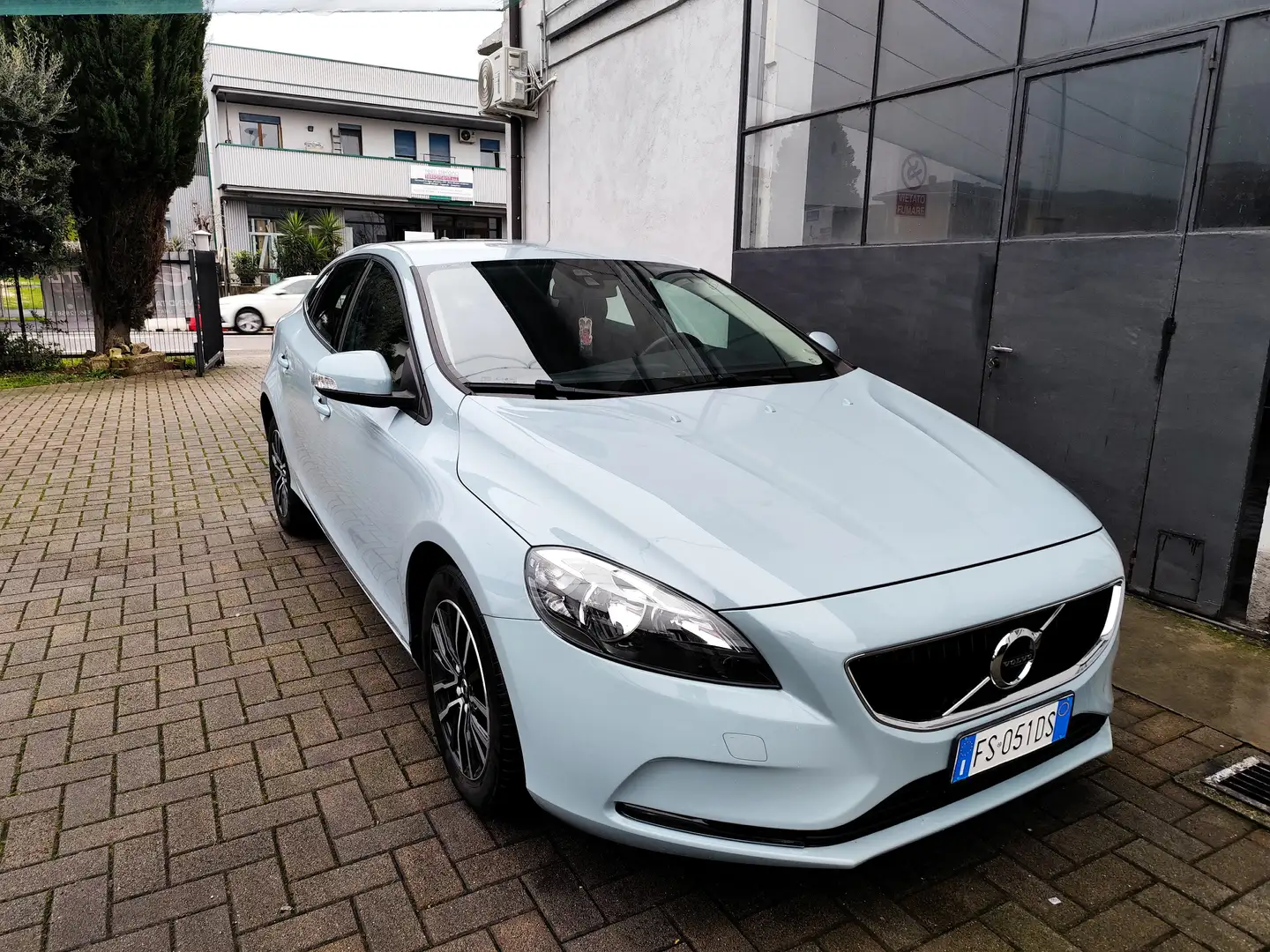 Volvo V40 V40 II  2.0 d2 my19 Grigio - 1