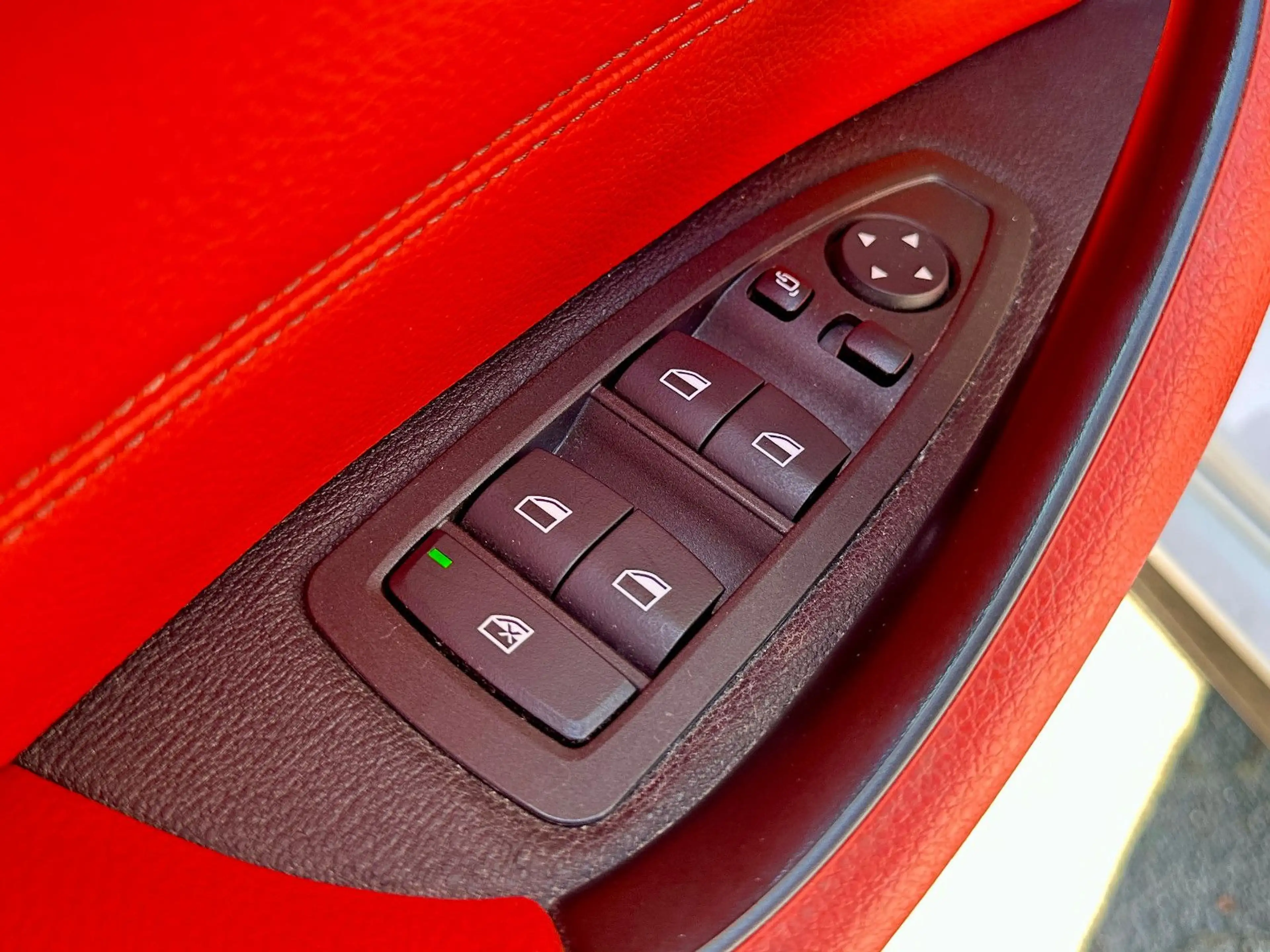BMW X2 xDrive 25e M Sport HuD LEDER ADA.LED NAVI ACC — photo 7