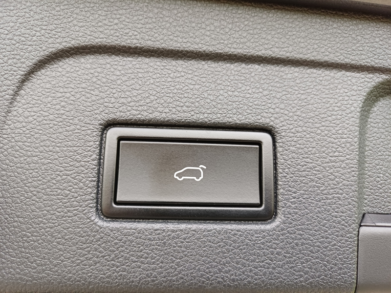 Volkswagen Touran 1.5 TSI Highline / Trekhaak / LED / Panodak — photo 32